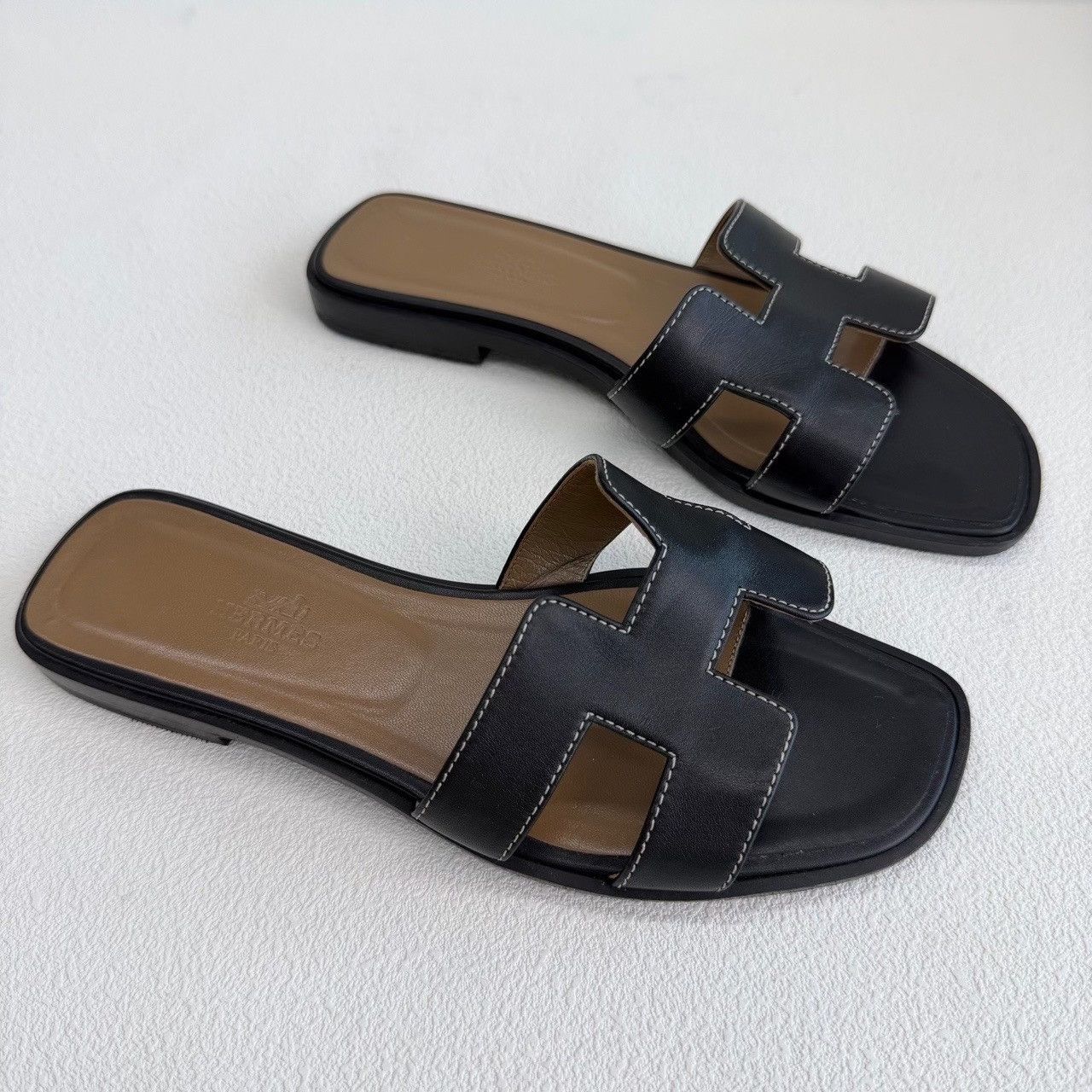Hermes Hermes Leather Black Sandals us_6-5 Women Size US 6.5 / IT 36.5 - 3 Thumbnail