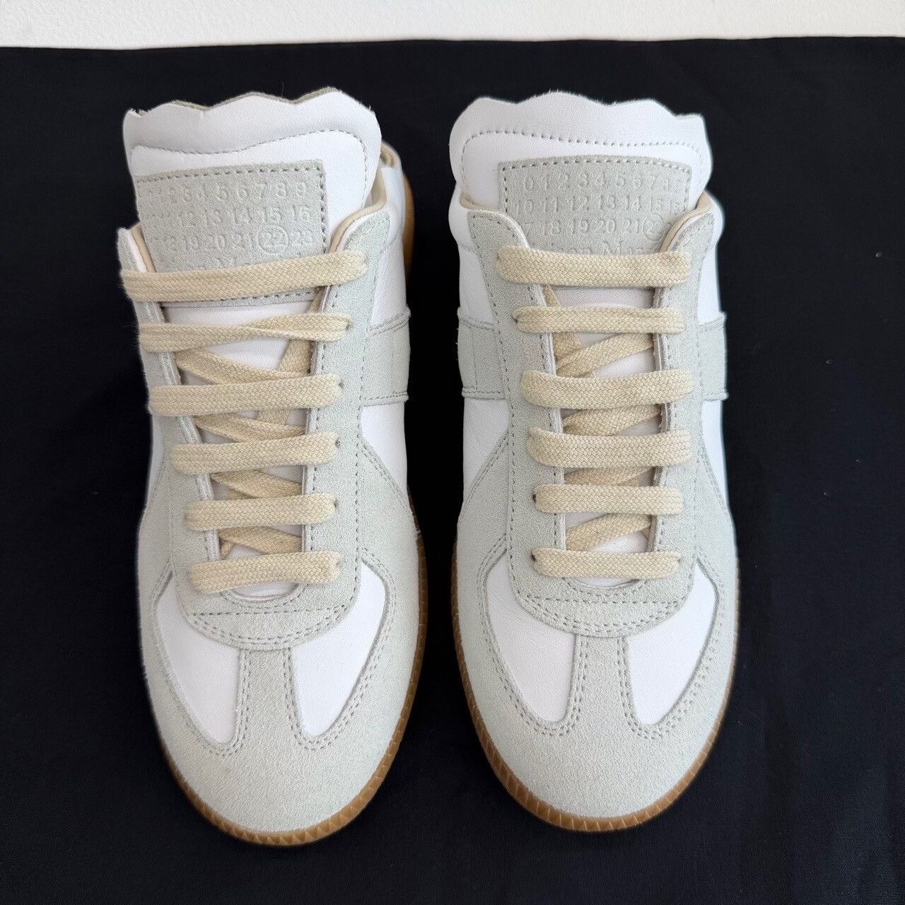 Maison Margiela Maison Margiela White Lowtop Sneakers us_5 Women Size US 5 / IT 35 - 2 Thumbnail