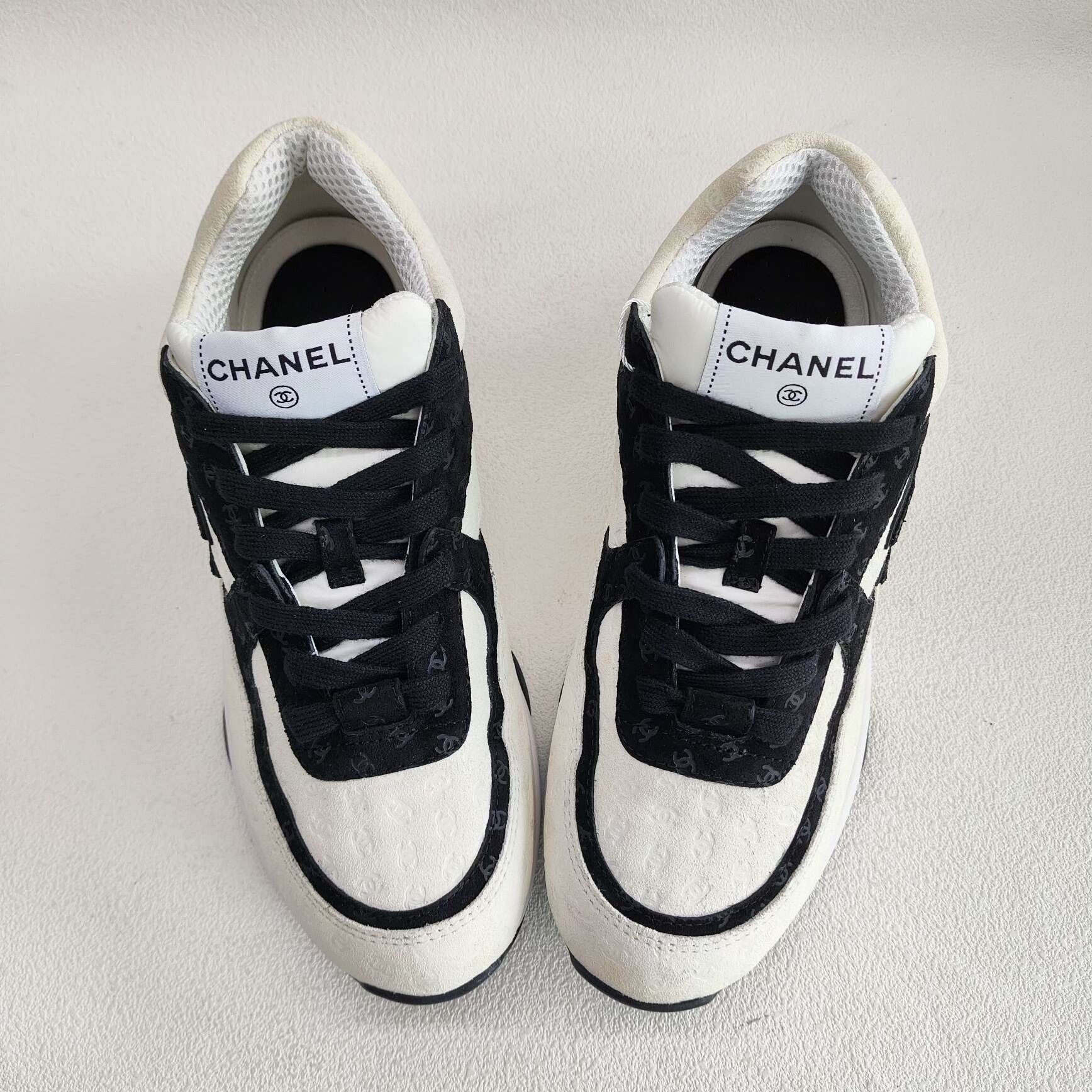 Chanel Chanel Casual Black Lowtop Sneakers us_8-5 Women Size US 8.5 / IT 38.5 - 9 Thumbnail