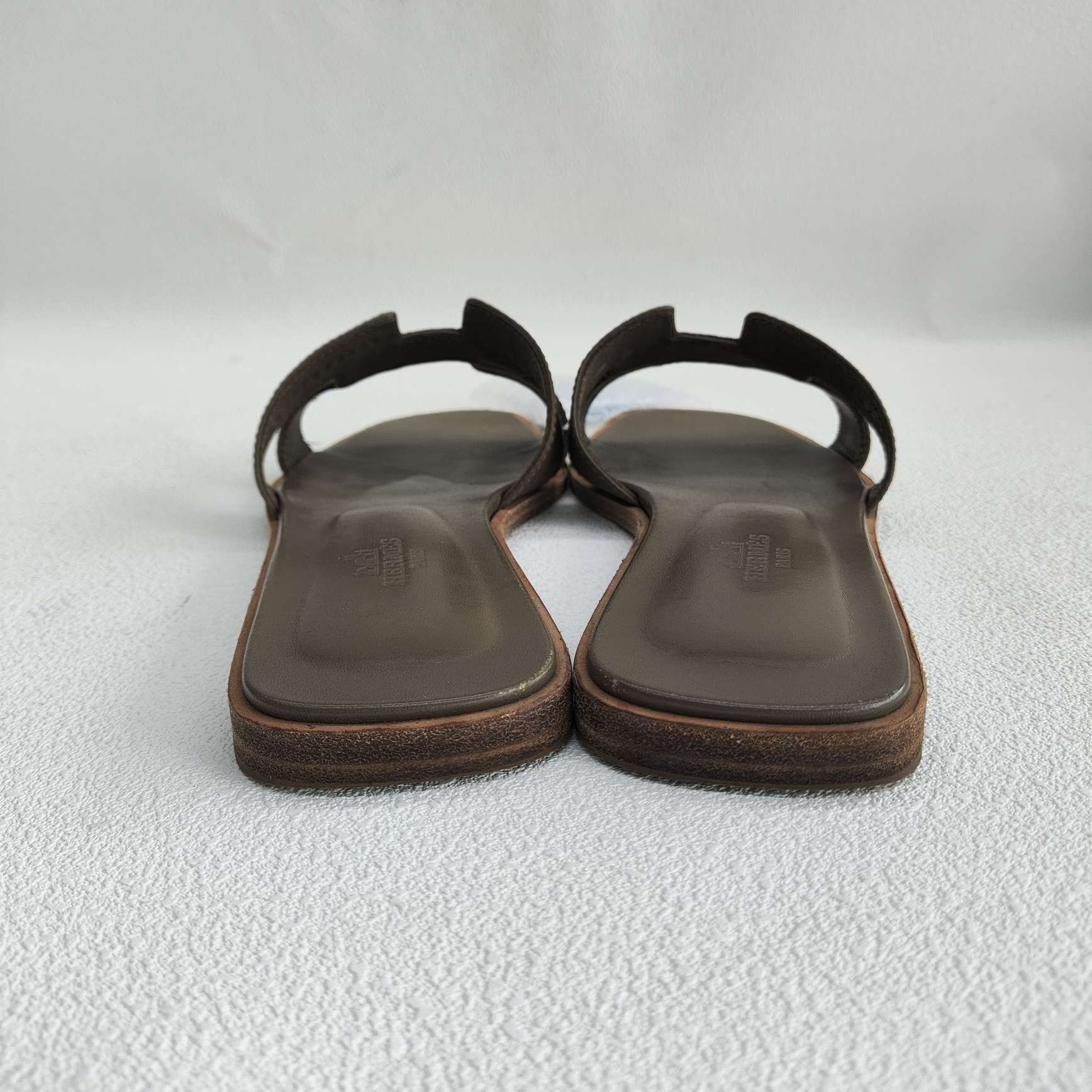 Hermes Hermes Gray Sandals us_7-5 Women Size US 7.5 / IT 37.5 - 5 Thumbnail