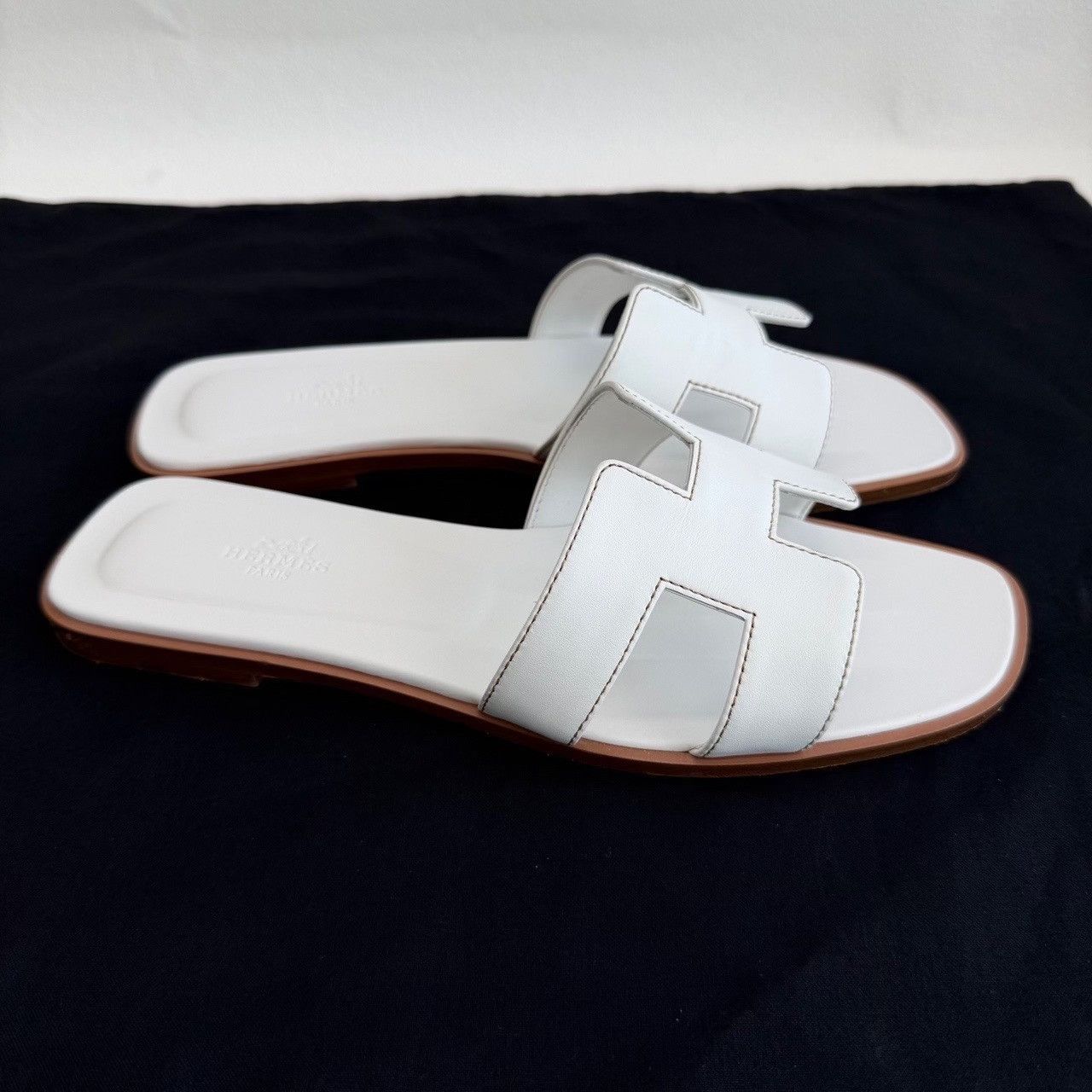 Hermes Hermes White Sandals us_8-5 Women Size US 8.5 / IT 38.5 - 4 Thumbnail