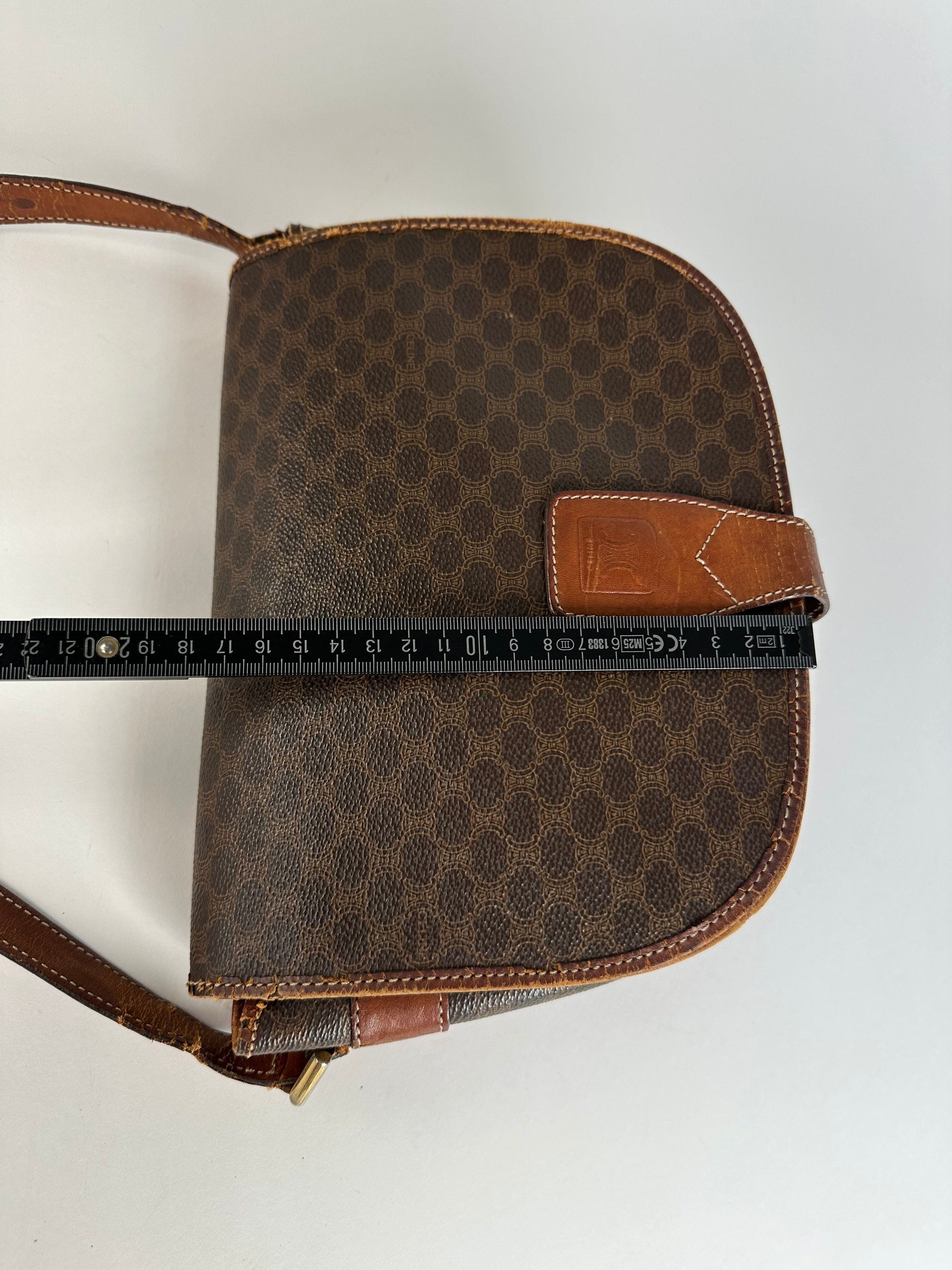 Celine Vintage Paris Triomphe Monogram Leather Shoulder Bag Brown Size ONE SIZE - 15 Thumbnail