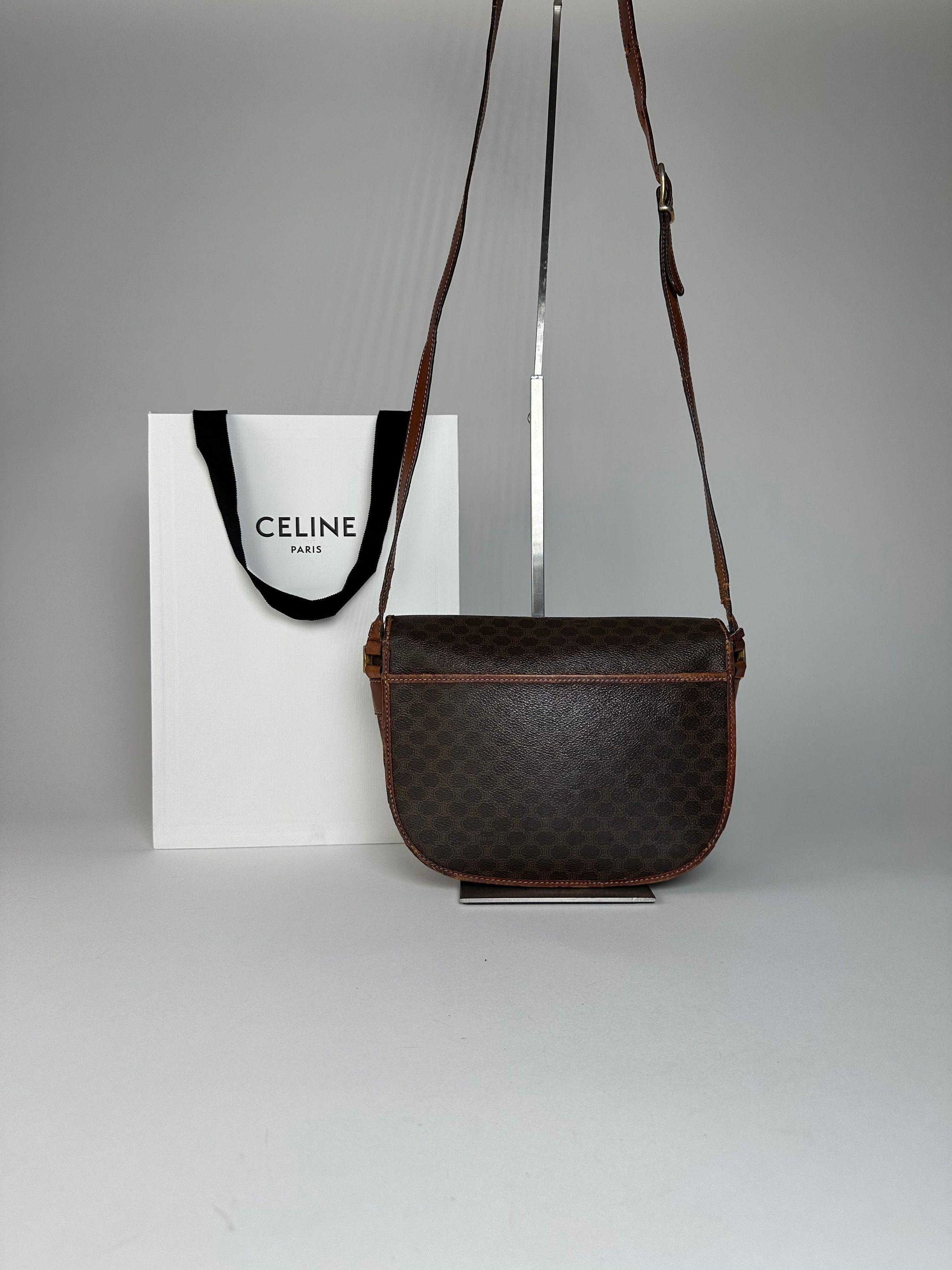 Celine Vintage Paris Triomphe Monogram Leather Shoulder Bag Brown Size ONE SIZE - 2 Thumbnail