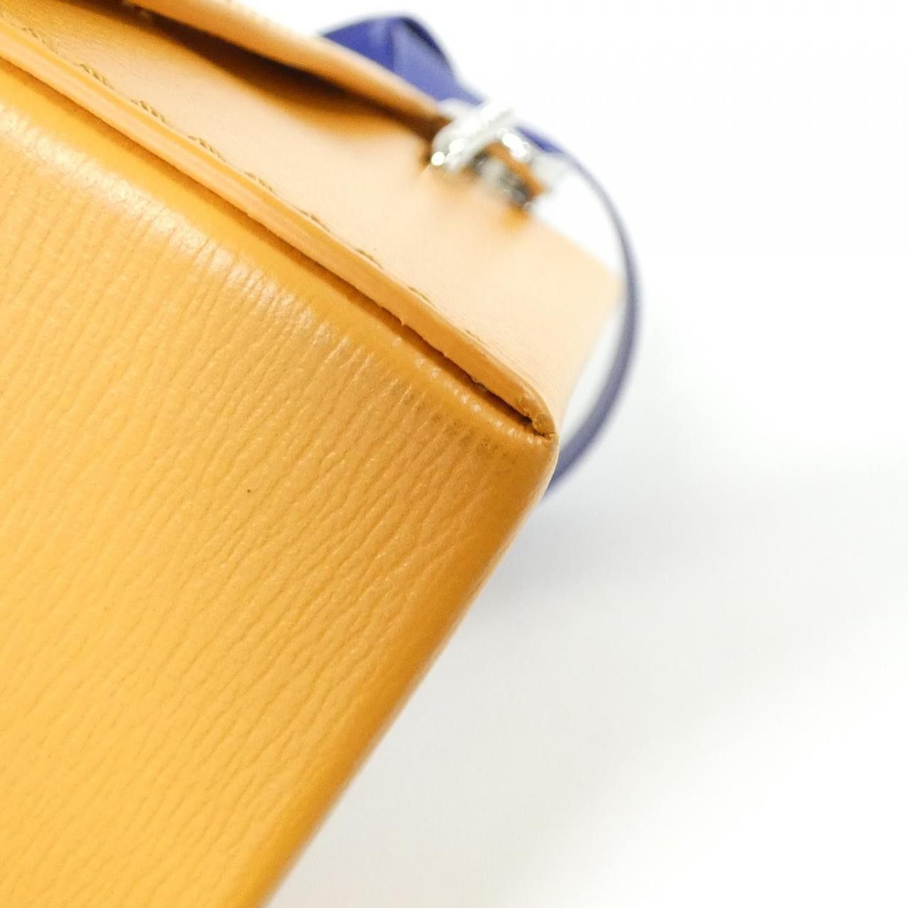 Louis Vuitton Louis Vuitton Louis Vuitton Shopper Clutch Calf Leather Clutch Bag Leather Clutch Bag M13984 DUTY FREE for USA Size ONE SIZE - 3 Thumbnail