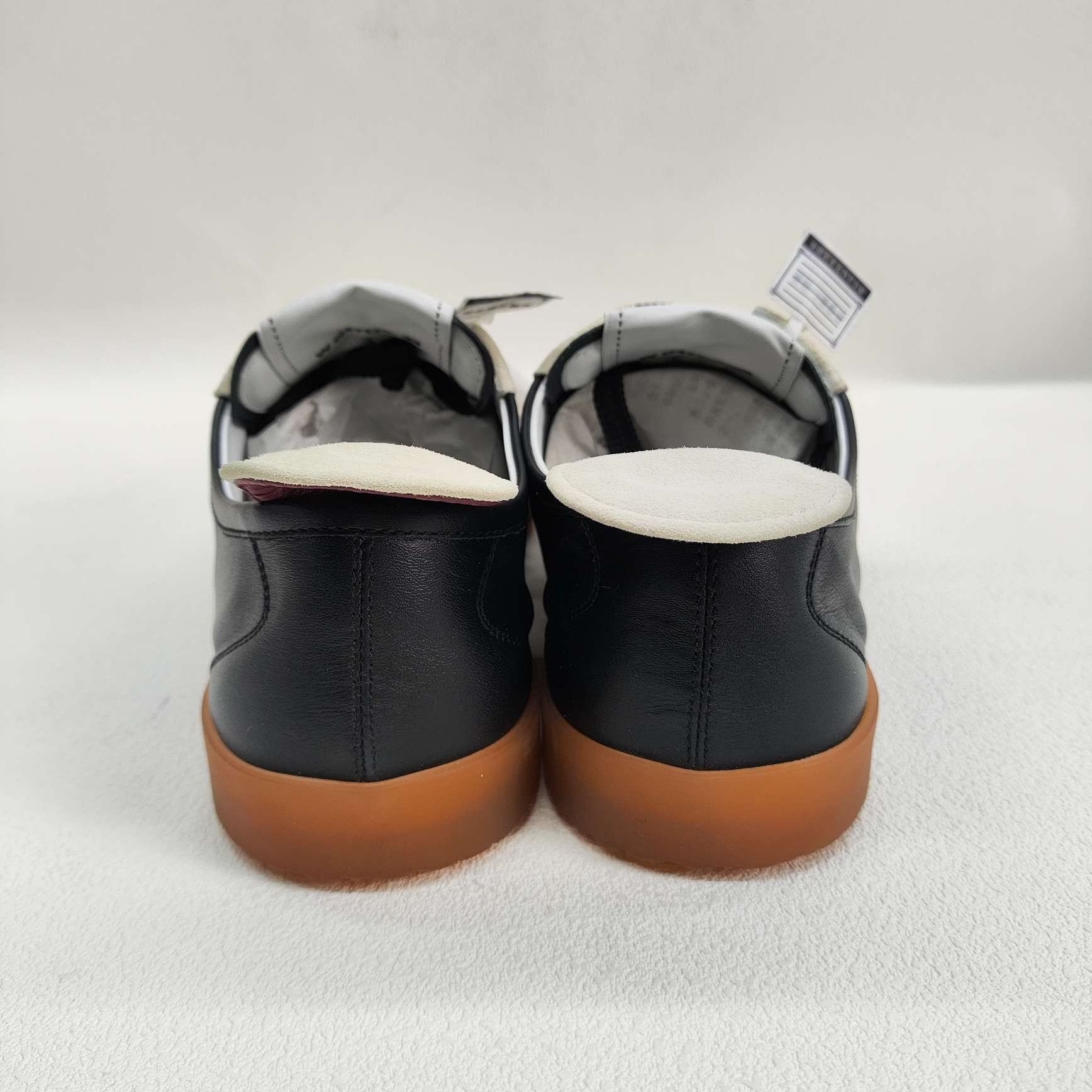 Chanel Chanel Suede Black Lowtop Sneakers us_8-5 Women Size US 8.5 / IT 38.5 - 5 Thumbnail