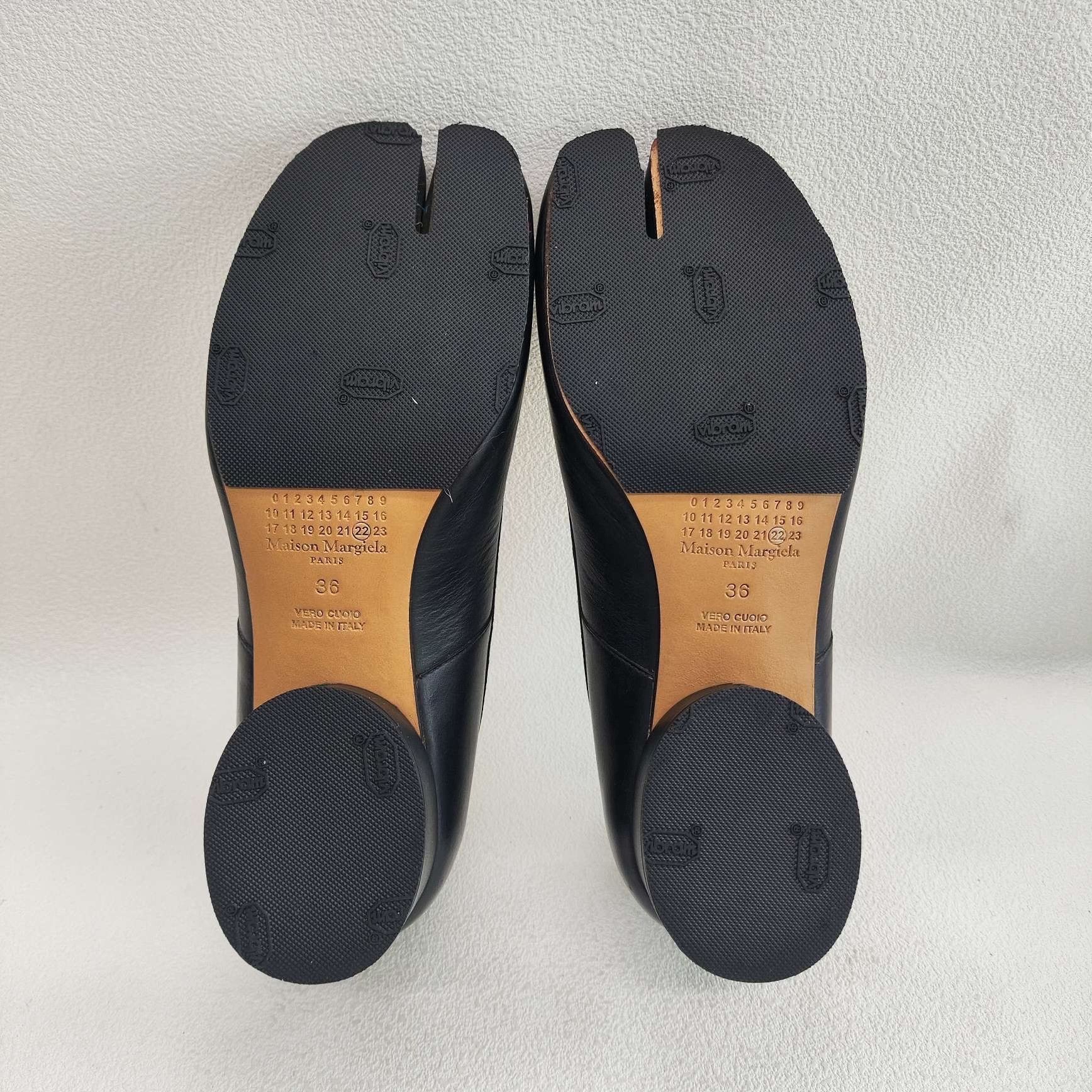 Maison Margiela Maison Margiela Black Lowtop Sneakers us_6 Women Size US 6 / IT 36 - 7 Thumbnail