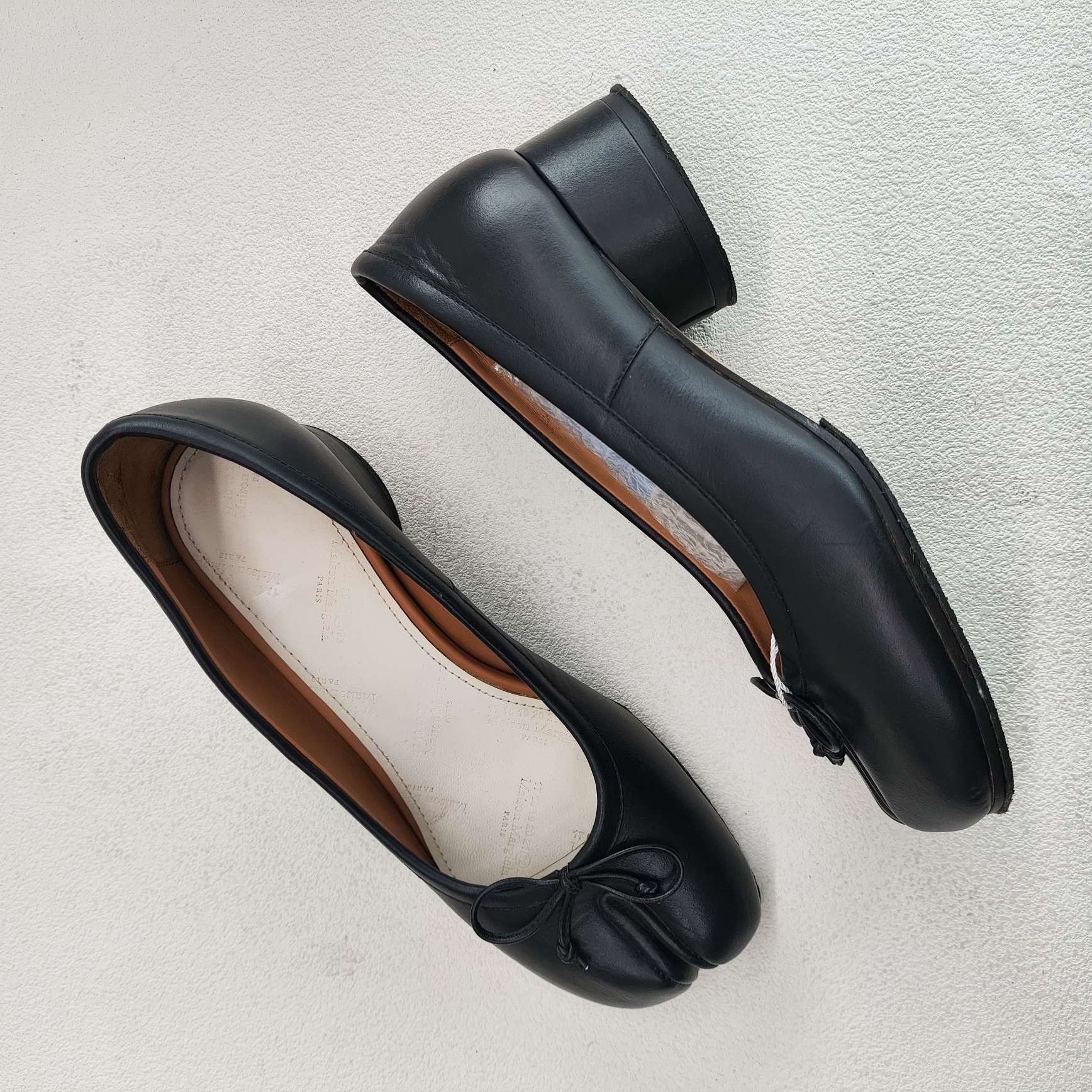 Maison Margiela Maison Margiela Black Lowtop Sneakers us_6 Women Size US 6 / IT 36 - 8 Thumbnail