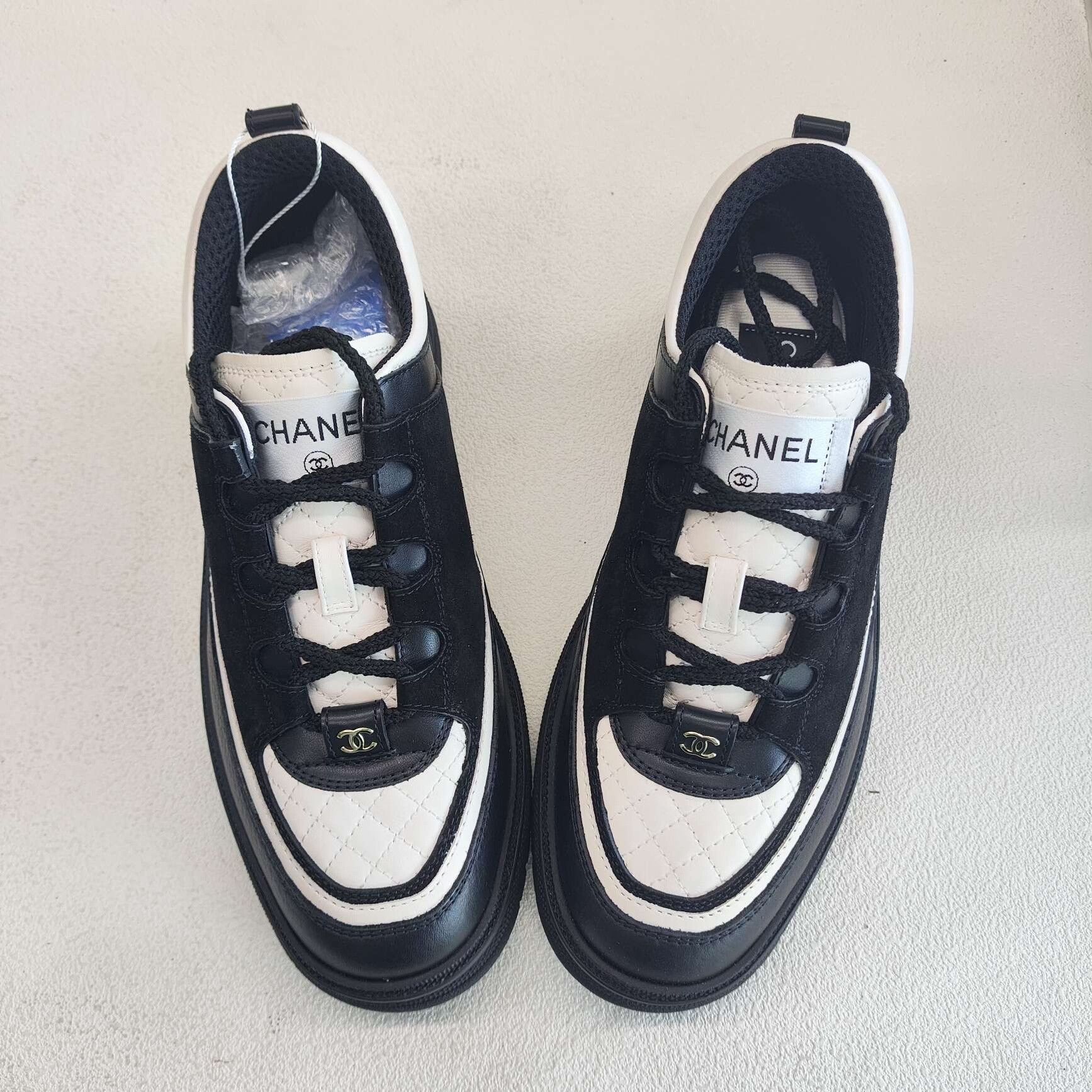 Chanel Chanel Leather Black Lowtop Sneakers us_6-5 Women Size US 6.5 / IT 36.5 - 9 Thumbnail