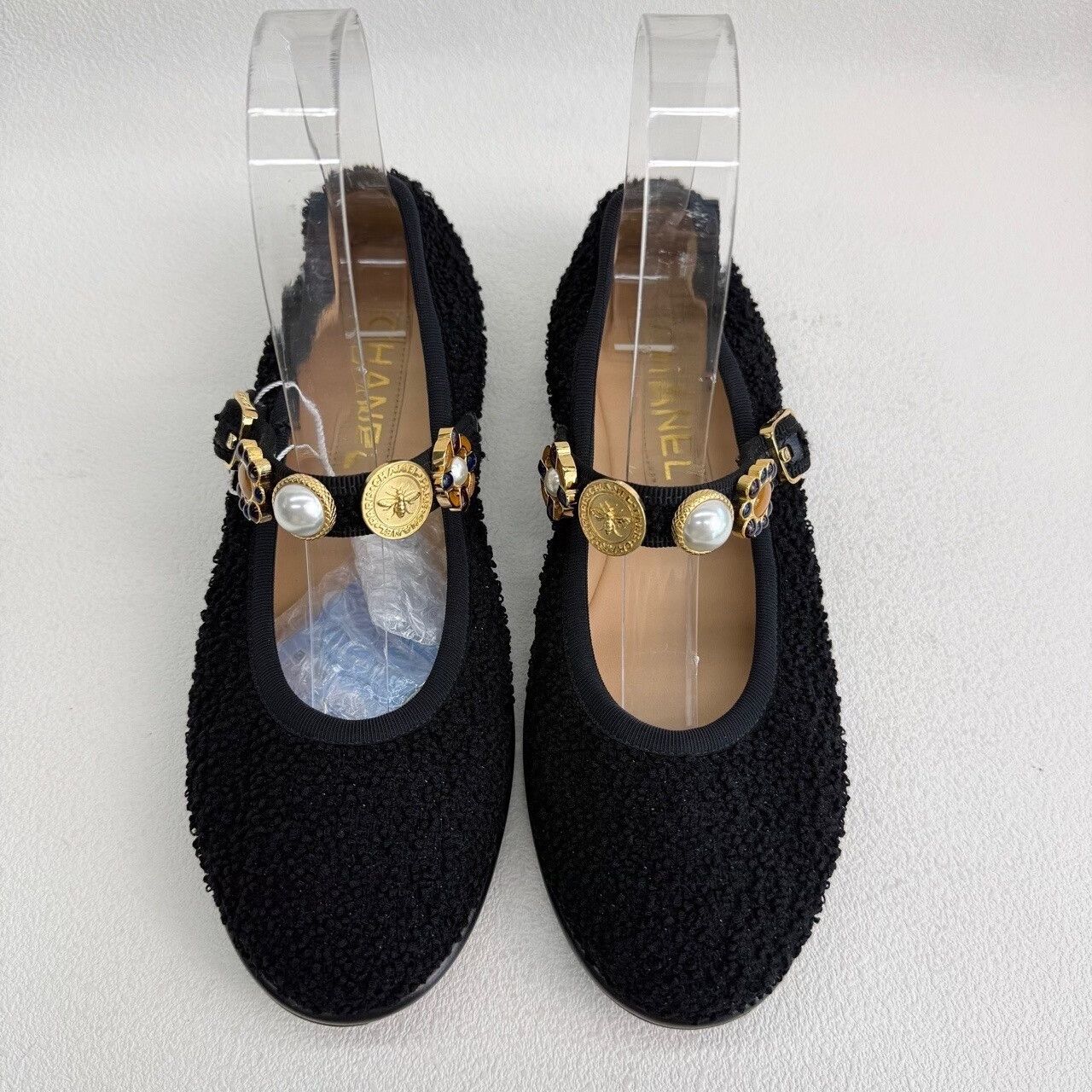 Chanel Chanel Wool Black Lowtop Sneakers us_7-5 Women Size US 7.5 / IT 37.5 - 2 Thumbnail