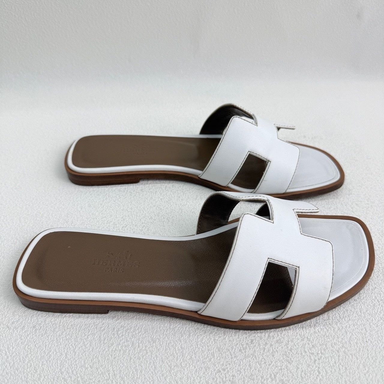 Hermes Hermes White Sandals us_5 Women Size US 5 / IT 35 - 4 Thumbnail