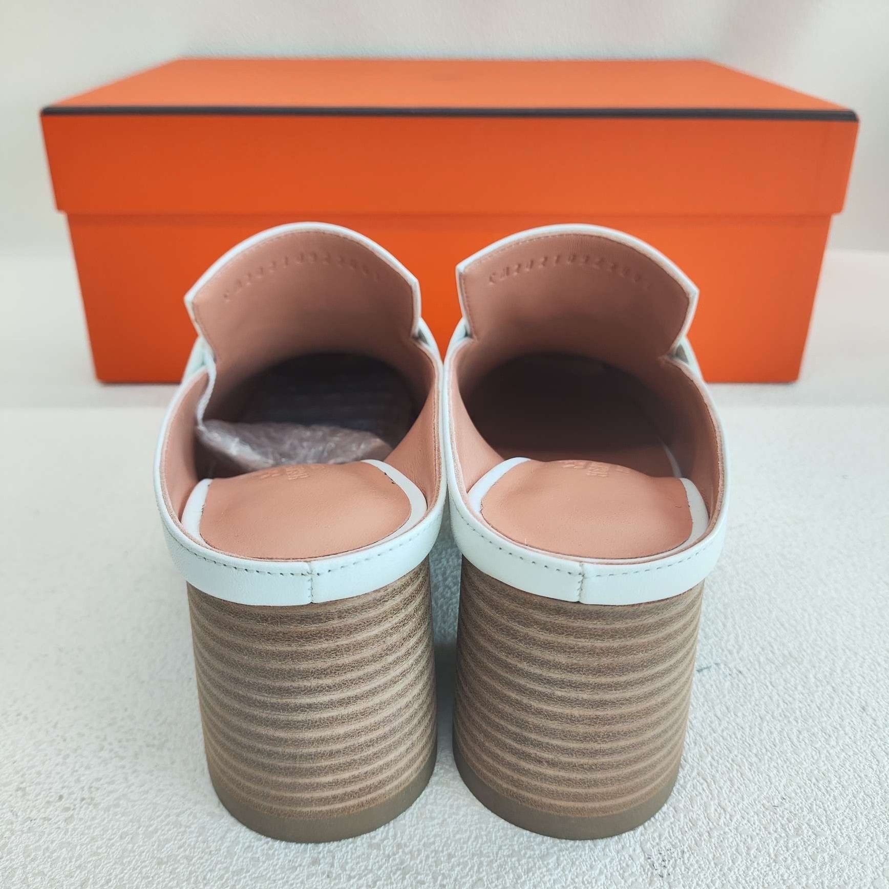 Hermes Hermes White Sandals us_6 Women Size US 6 / IT 36 - 5 Thumbnail
