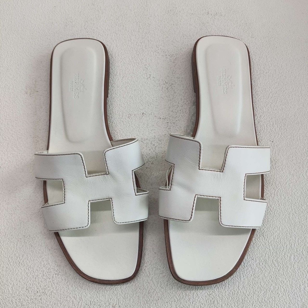 Hermes Hermes White Sandals us_8-5 Women Size US 8.5 / IT 38.5 - 8 Thumbnail