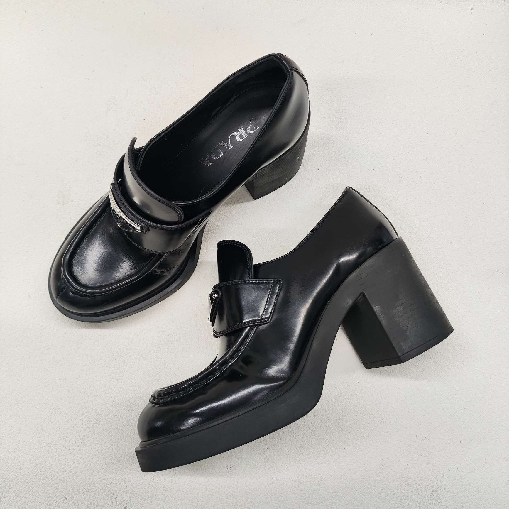 Prada Prada Leather Brown Lowtop Sneakers us_6-5 Women Size US 6.5 / IT 36.5 - 8 Thumbnail