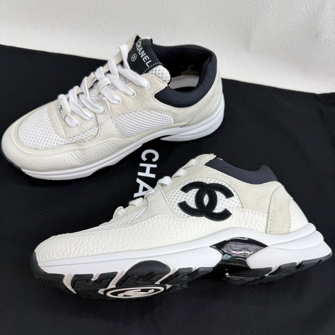 Chanel Chanel Running Black Lowtop Sneakers us_6 Women Size US 6 / IT 36 - 8 Thumbnail