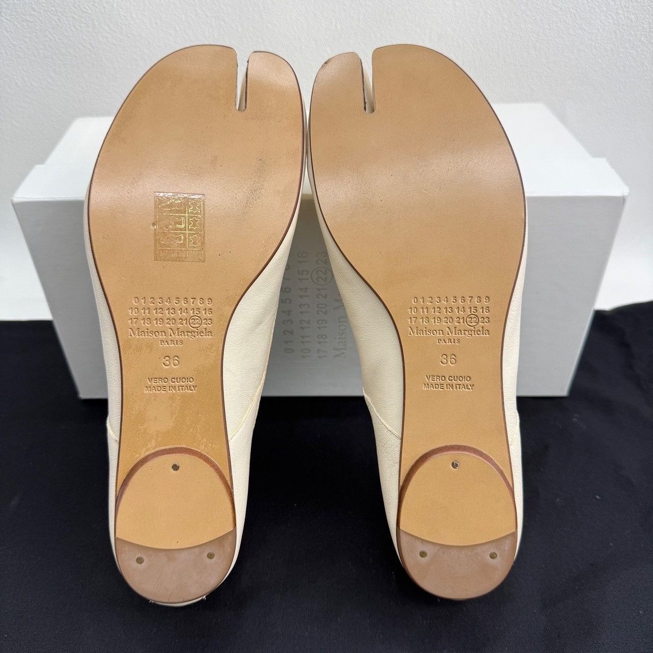 Maison Margiela Maison Margiela White Lowtop Sneakers us_6 Women Size US 6 / IT 36 - 8 Thumbnail
