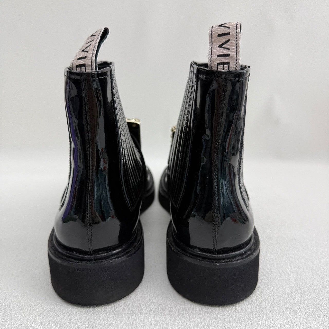 Roger Vivier Roger Vivier Retro Black Boots us_6 Women Size US 6 / IT 36 - 5 Thumbnail