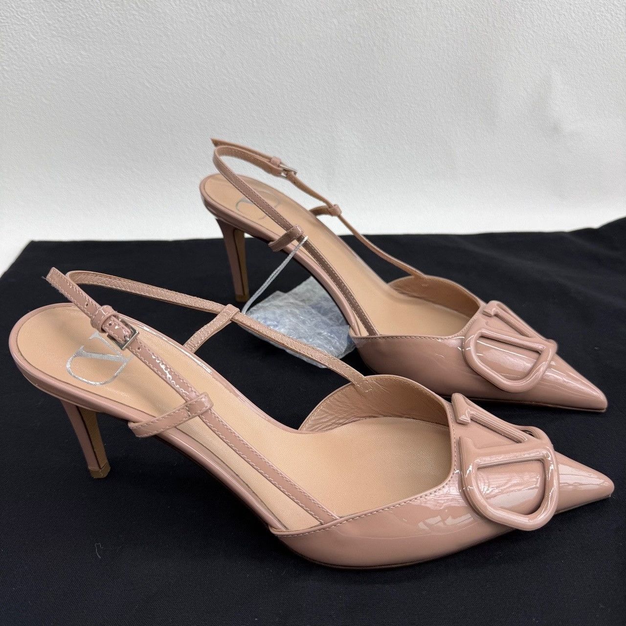 Valentino Valentino Retro Pink Sandals us_6 Women Size US 6 / IT 36 - 3 Thumbnail