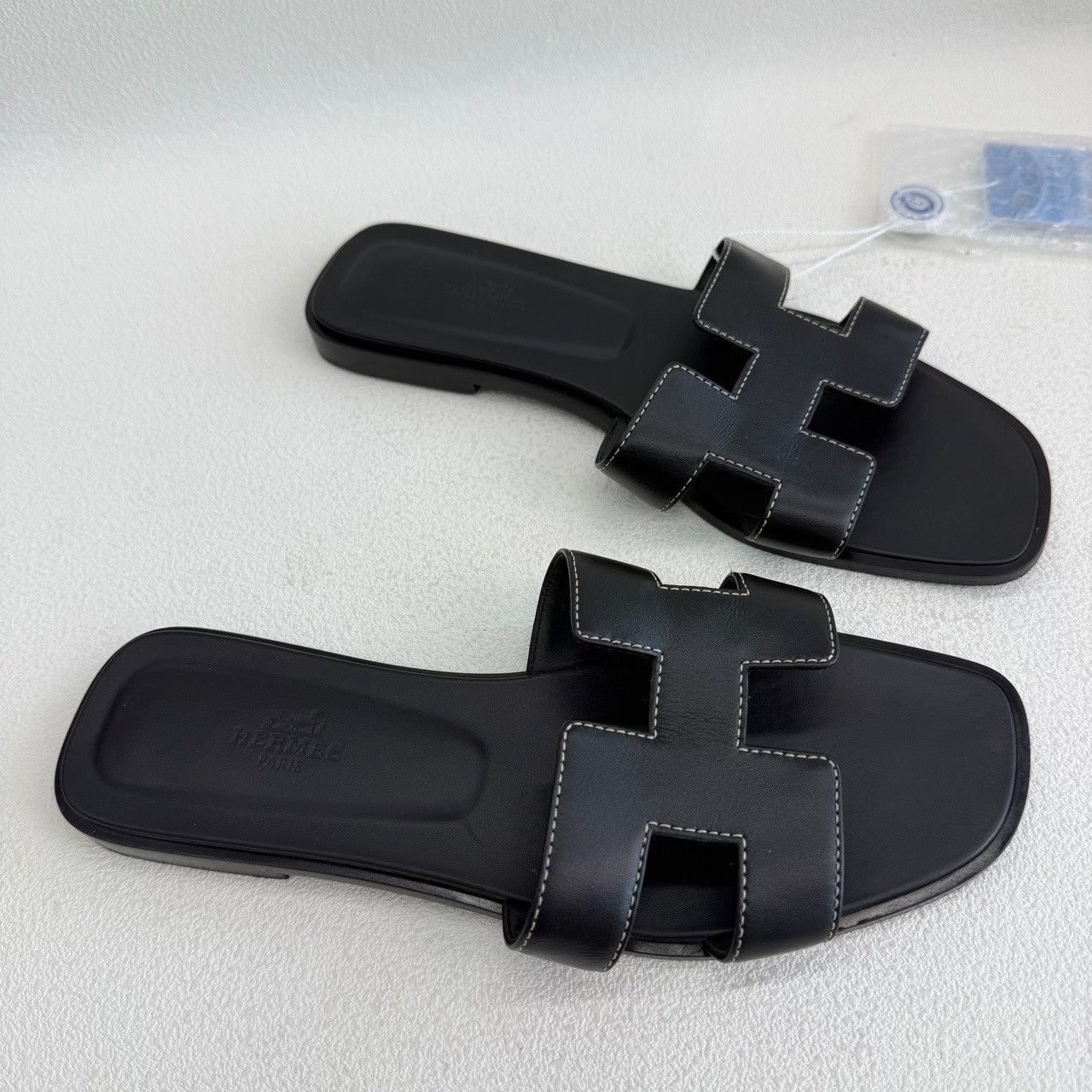 Hermes Hermes Leather Black Sandals us_7-5 Women Size US 7.5 / IT 37.5 - 3 Thumbnail