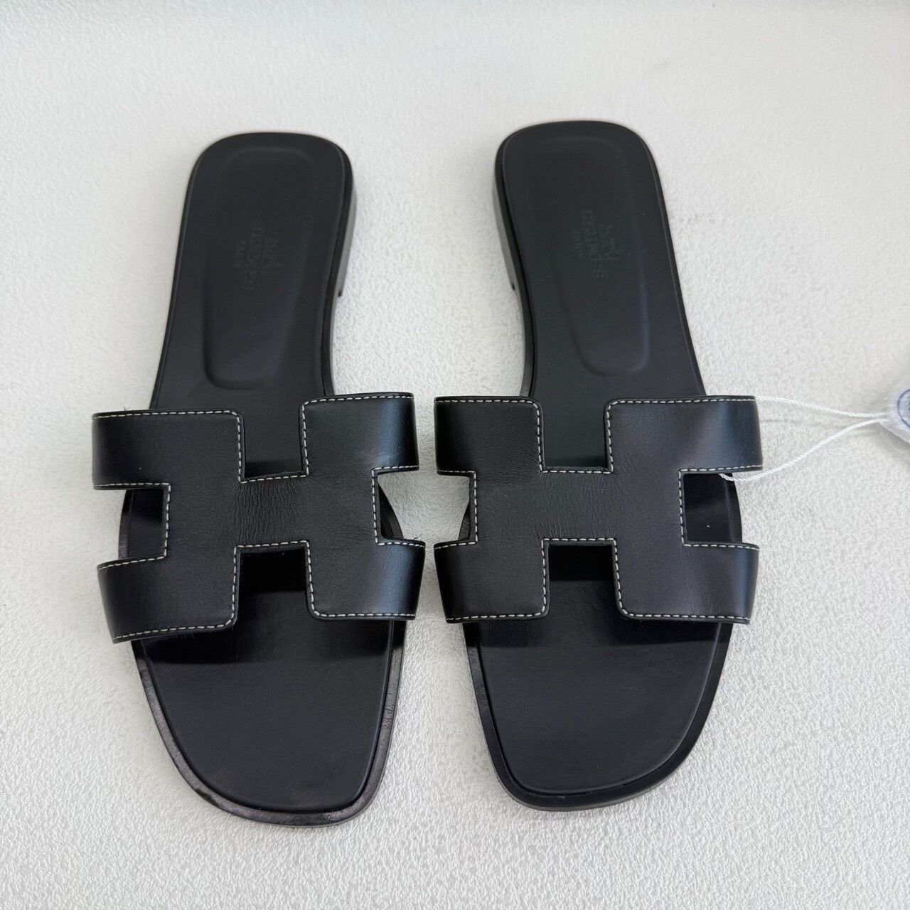 Hermes Hermes Leather Black Sandals us_7-5 Women Size US 7.5 / IT 37.5 - 2 Thumbnail