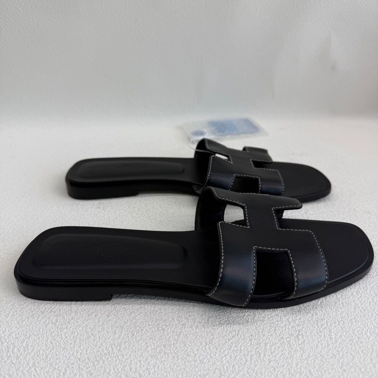 Hermes Hermes Leather Black Sandals us_7-5 Women Size US 7.5 / IT 37.5 - 4 Thumbnail