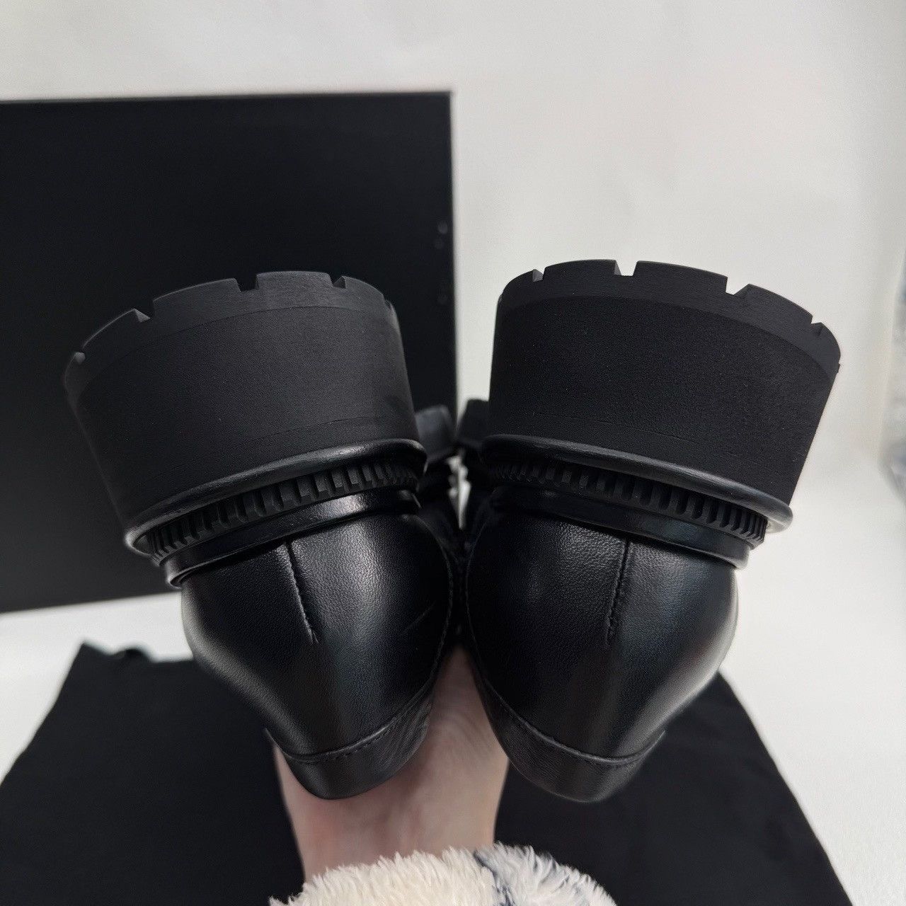 Chanel Chanel Plaid Black Lowtop Sneakers us_8-5 Women Size US 8.5 / IT 38.5 - 7 Thumbnail