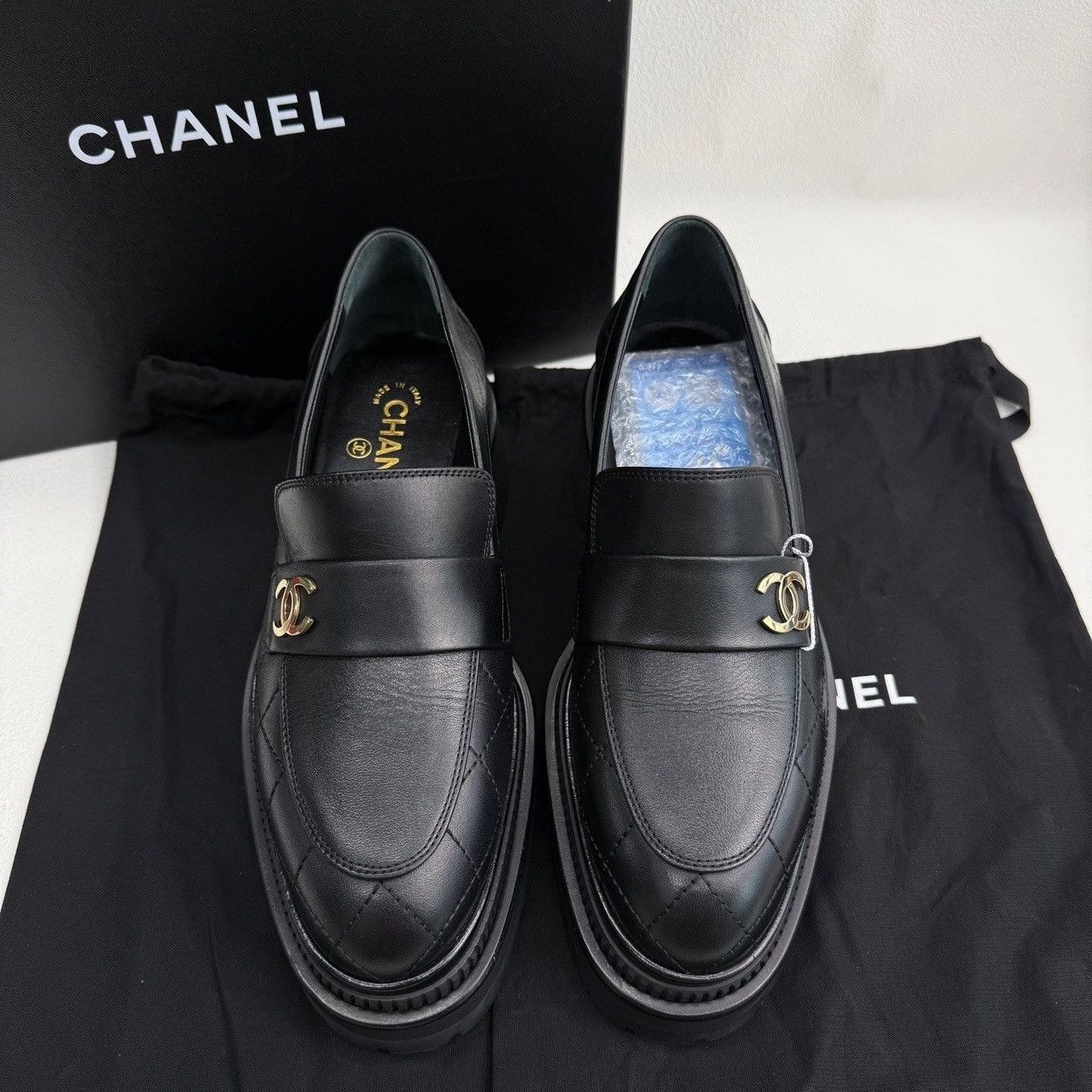 Chanel Chanel Plaid Black Lowtop Sneakers us_8-5 Women Size US 8.5 / IT 38.5 - 2 Thumbnail