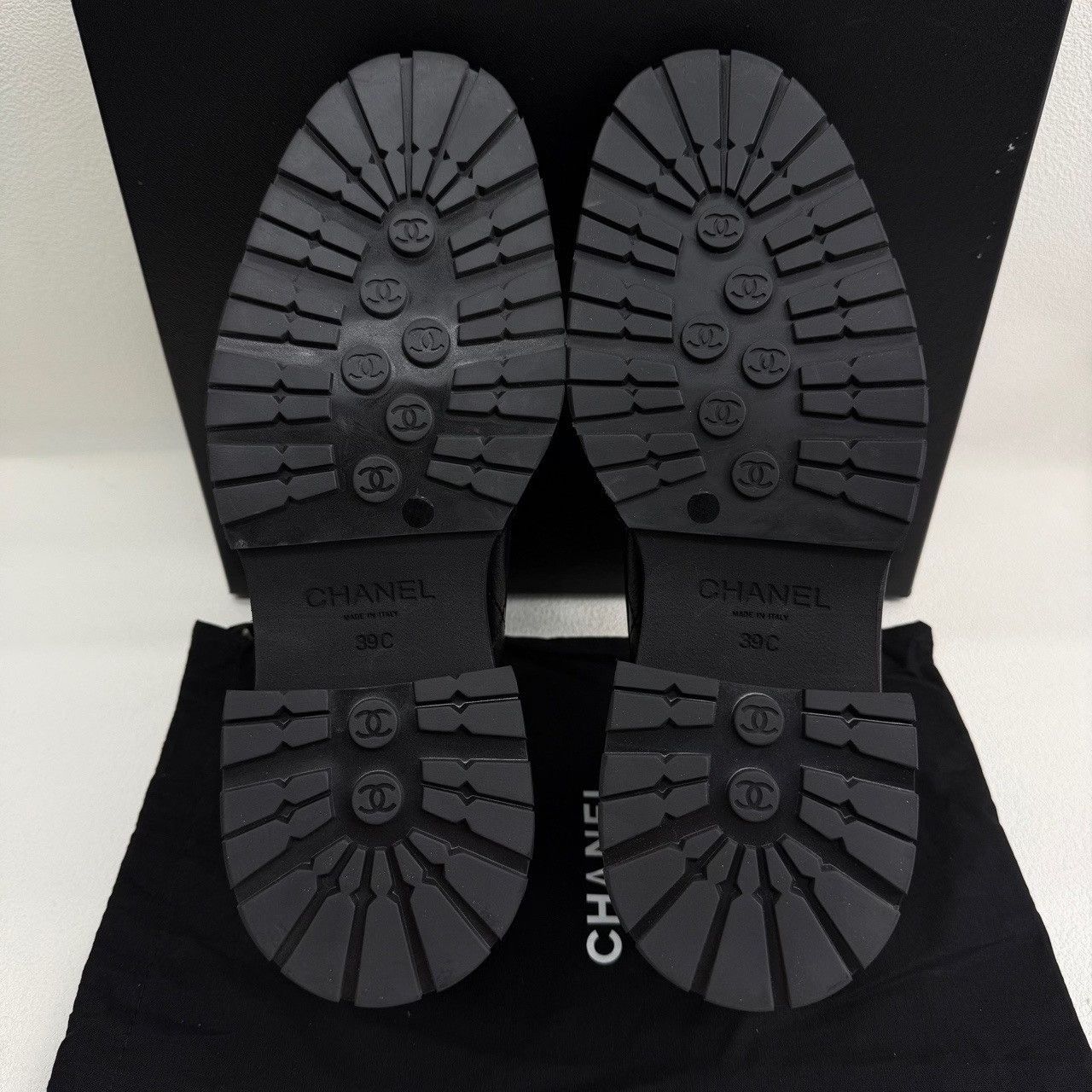 Chanel Chanel Plaid Black Lowtop Sneakers us_8-5 Women Size US 8.5 / IT 38.5 - 8 Thumbnail
