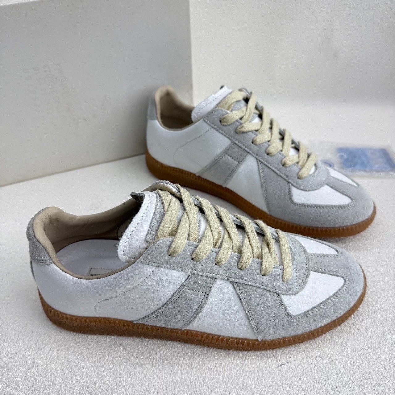 Maison Margiela Maison Margiela White Lowtop Sneakers us_6-5 Women Size US 6.5 / IT 36.5 - 4 Thumbnail