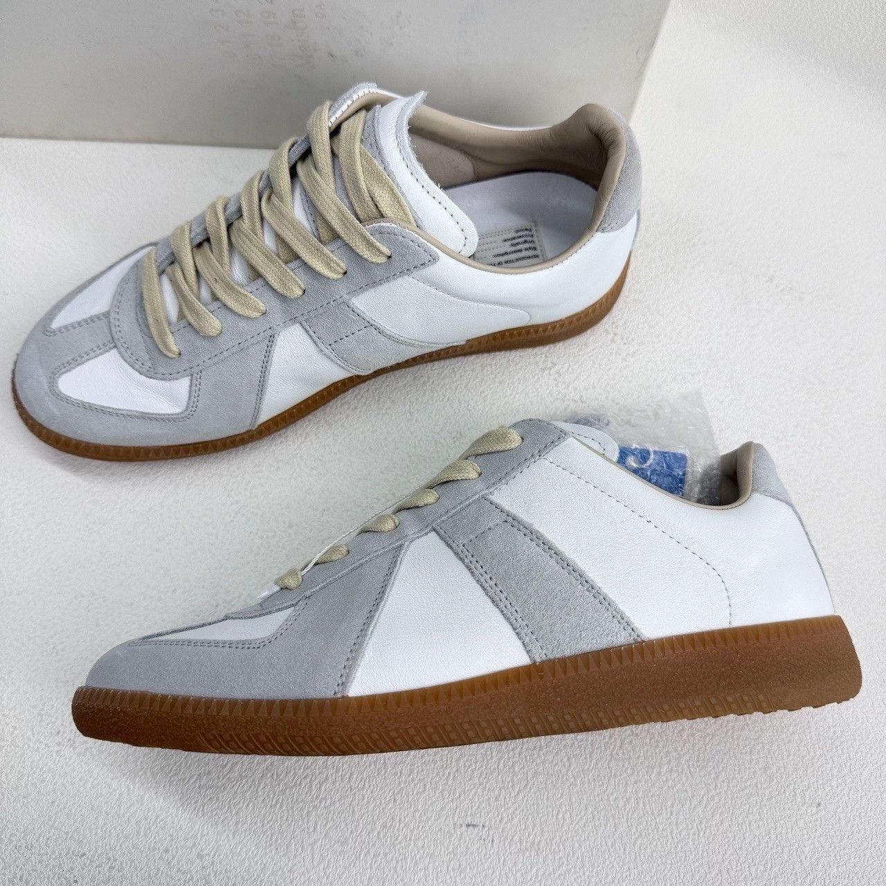 Maison Margiela Maison Margiela White Lowtop Sneakers us_6-5 Women Size US 6.5 / IT 36.5 - 9 Thumbnail
