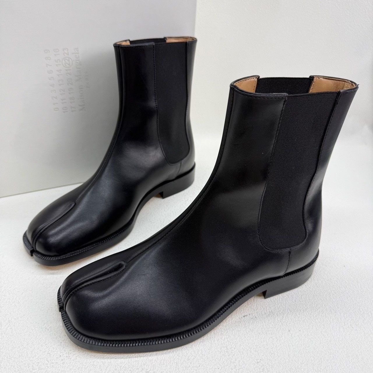 Maison Margiela Maison Margiela Black Boots us_6 Women Size US 6 / IT 36 - 2 Thumbnail
