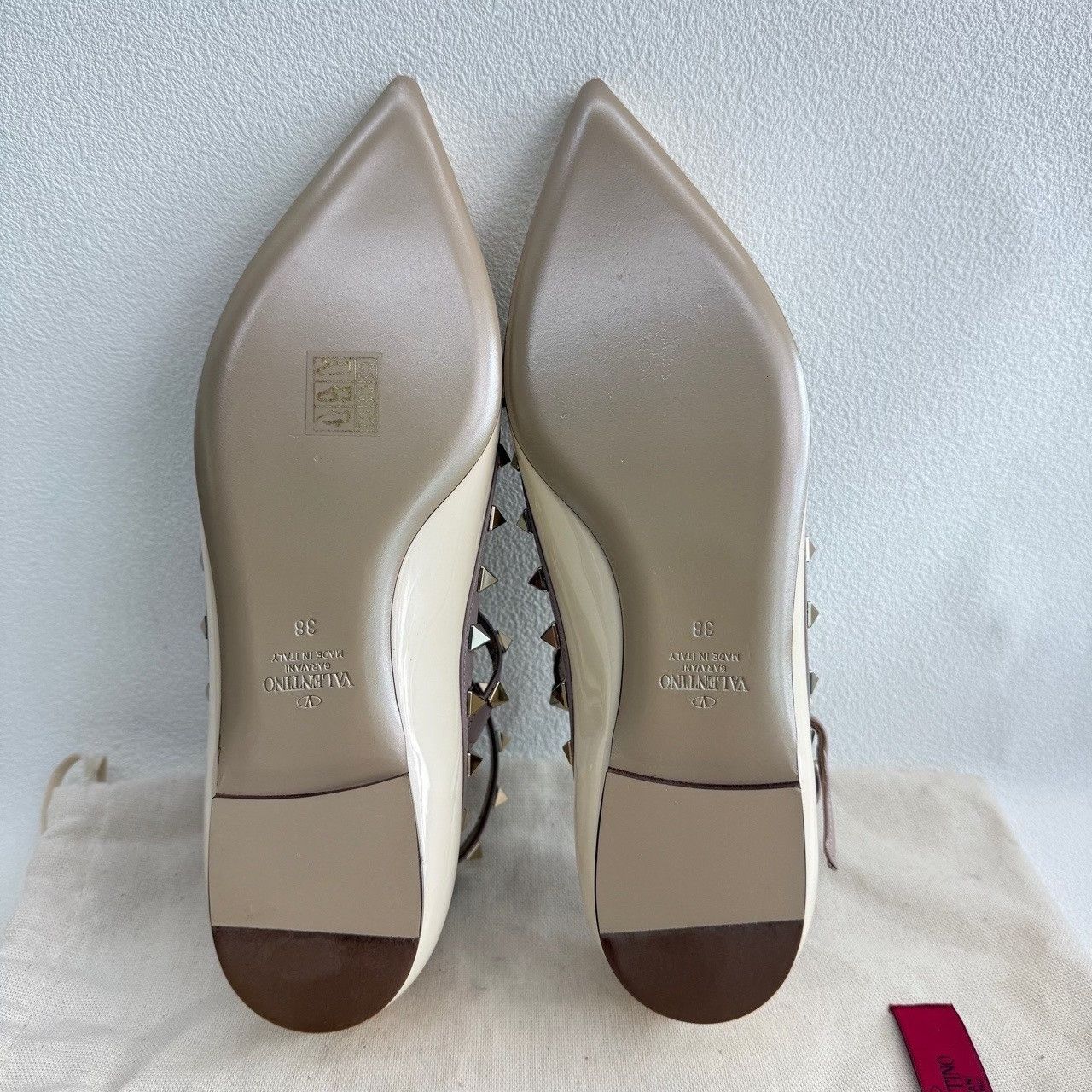 Valentino Valentino White Lowtop Sneakers us_7-5 Women Size US 7.5 / IT 37.5 - 7 Thumbnail