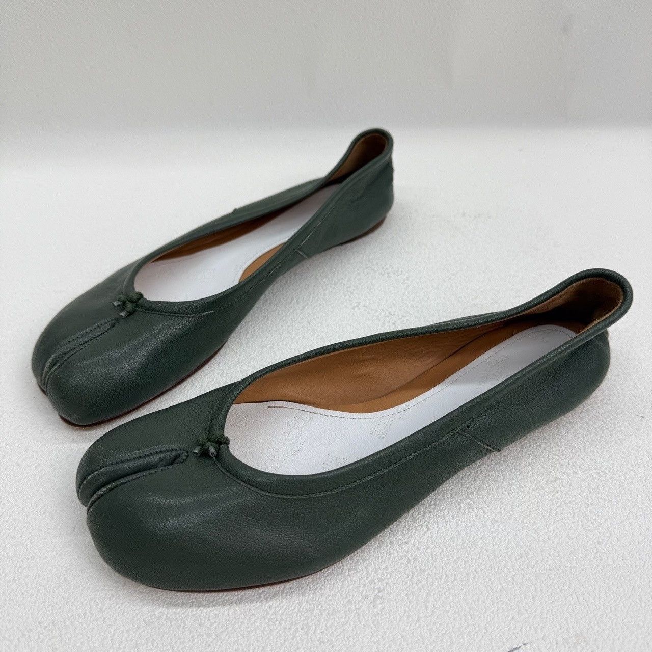 Maison Margiela Maison Margiela Casual Green Lowtop Sneakers us_6 Women Size US 6 / IT 36 - 2 Thumbnail