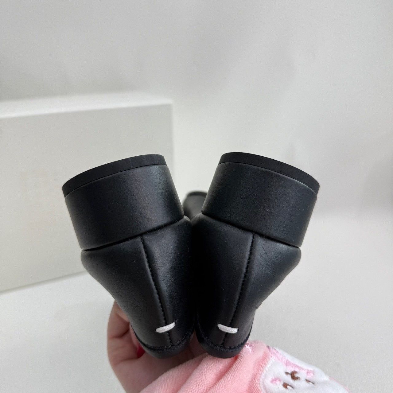 Maison Margiela Maison Margiela Black Lowtop Sneakers us_5 Women Size US 5 / IT 35 - 7 Thumbnail