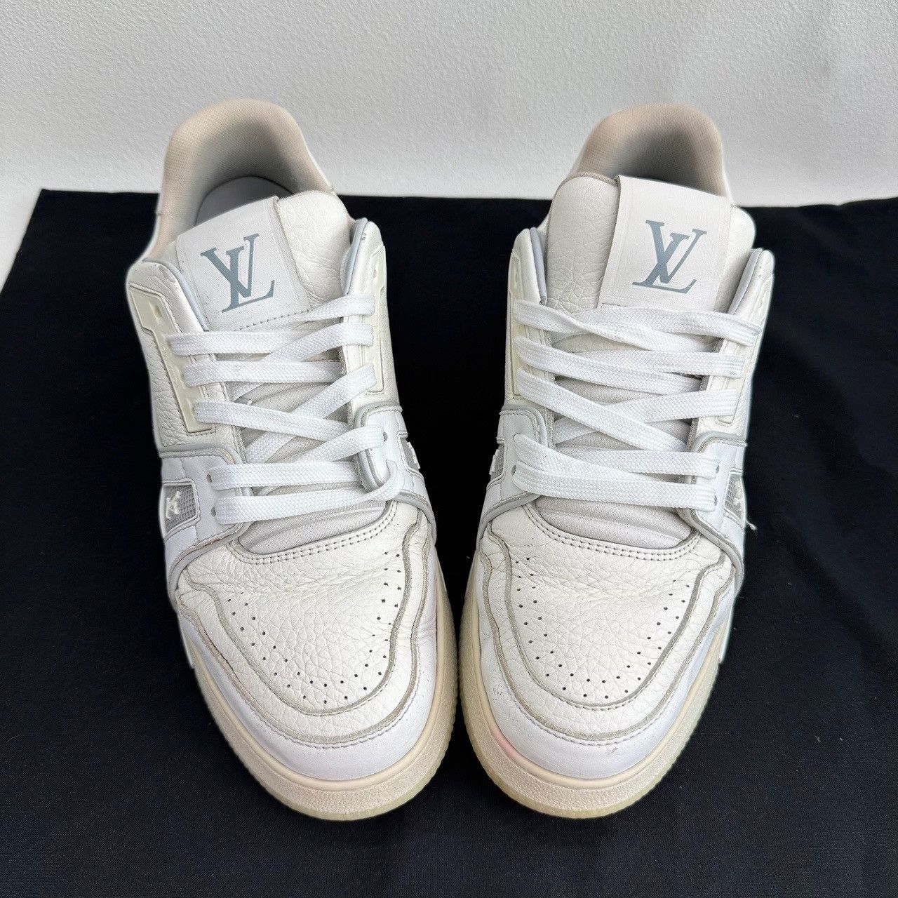 Louis Vuitton Louis Vuitton Training White Lowtop Sneakers 7.5 Men Size US 7.5 / EU 40-41 - 8 Thumbnail