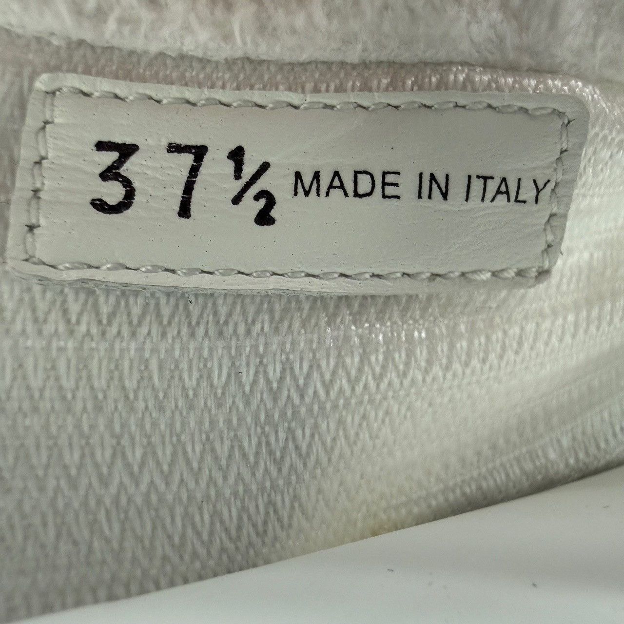Miu Miu Miu Miu White Sandals us_6-5 Women Size US 6.5 / IT 36.5 - 7 Thumbnail