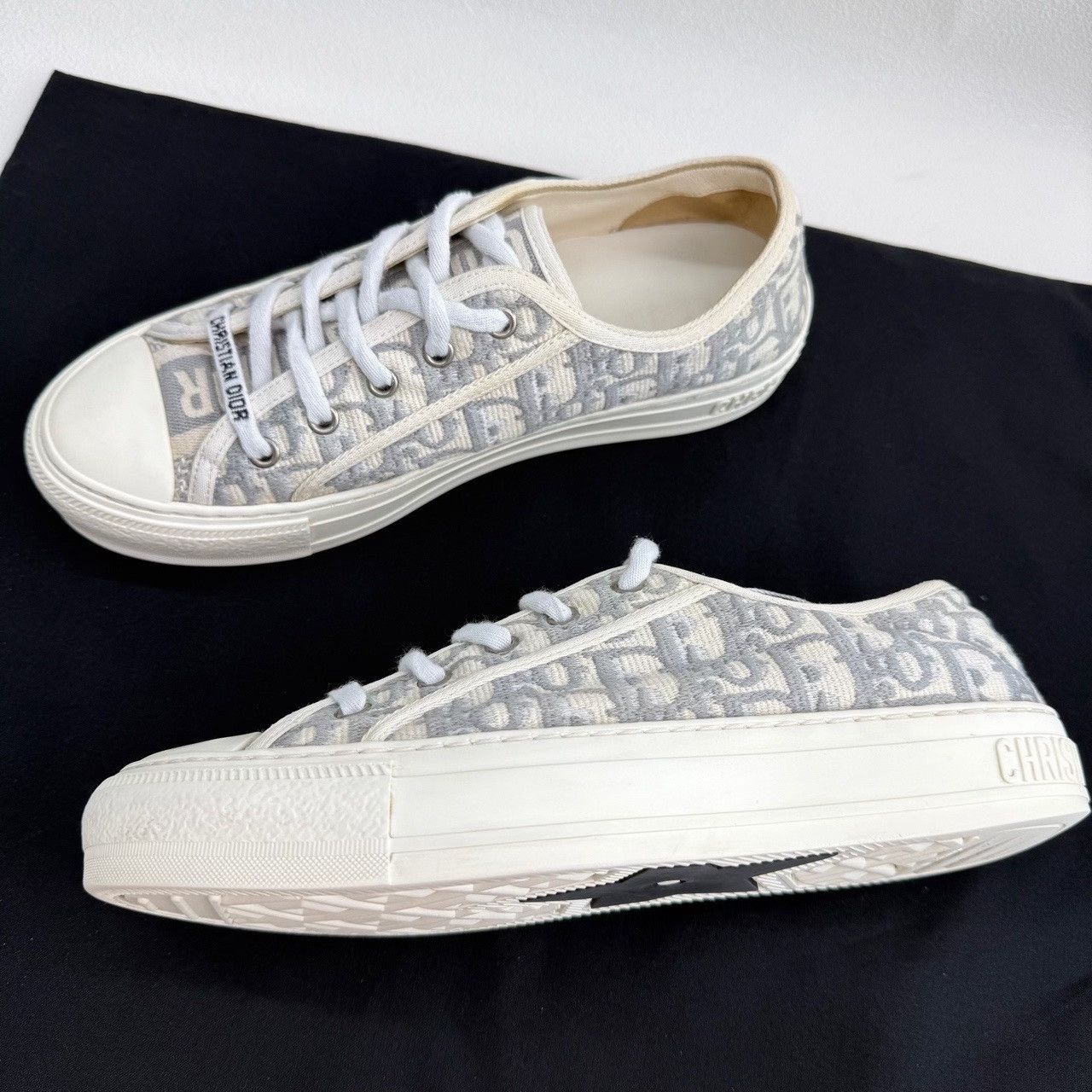 Dior Dior Retro Gray Lowtop Sneakers us_8-5 Women Size US 8.5 / IT 38.5 - 8 Thumbnail