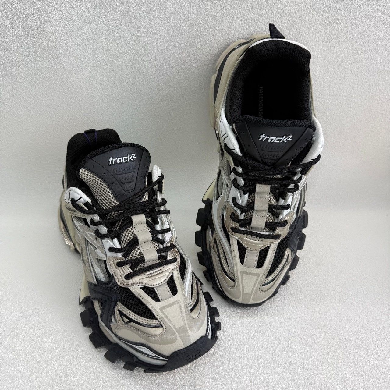 Balenciaga Balenciaga Brown Lowtop Sneakers 7.5 Men Size US 7.5 / EU 40-41 - 8 Thumbnail