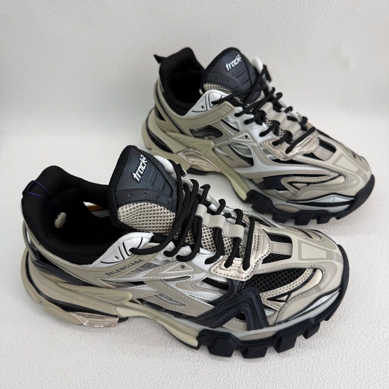 Balenciaga Balenciaga Brown Lowtop Sneakers 7.5 Men Size US 7.5 / EU 40-41 - 3 Thumbnail