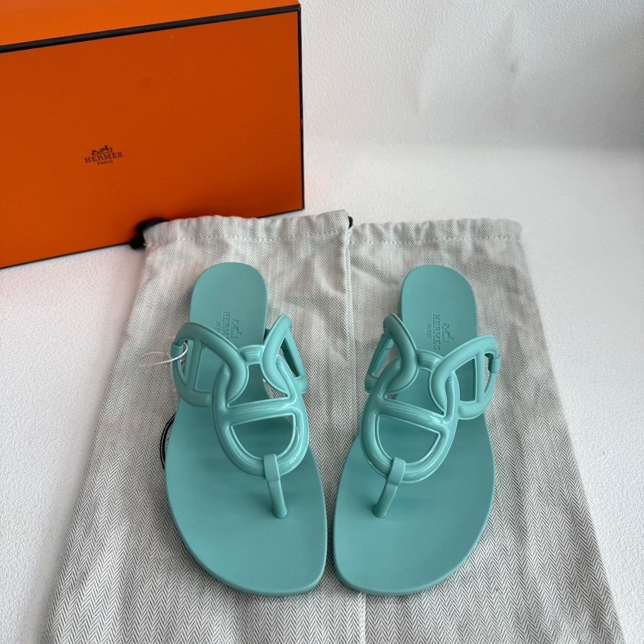 Hermes Hermes Green Sandals us_6 Women Size US 6 / IT 36 - 2 Thumbnail