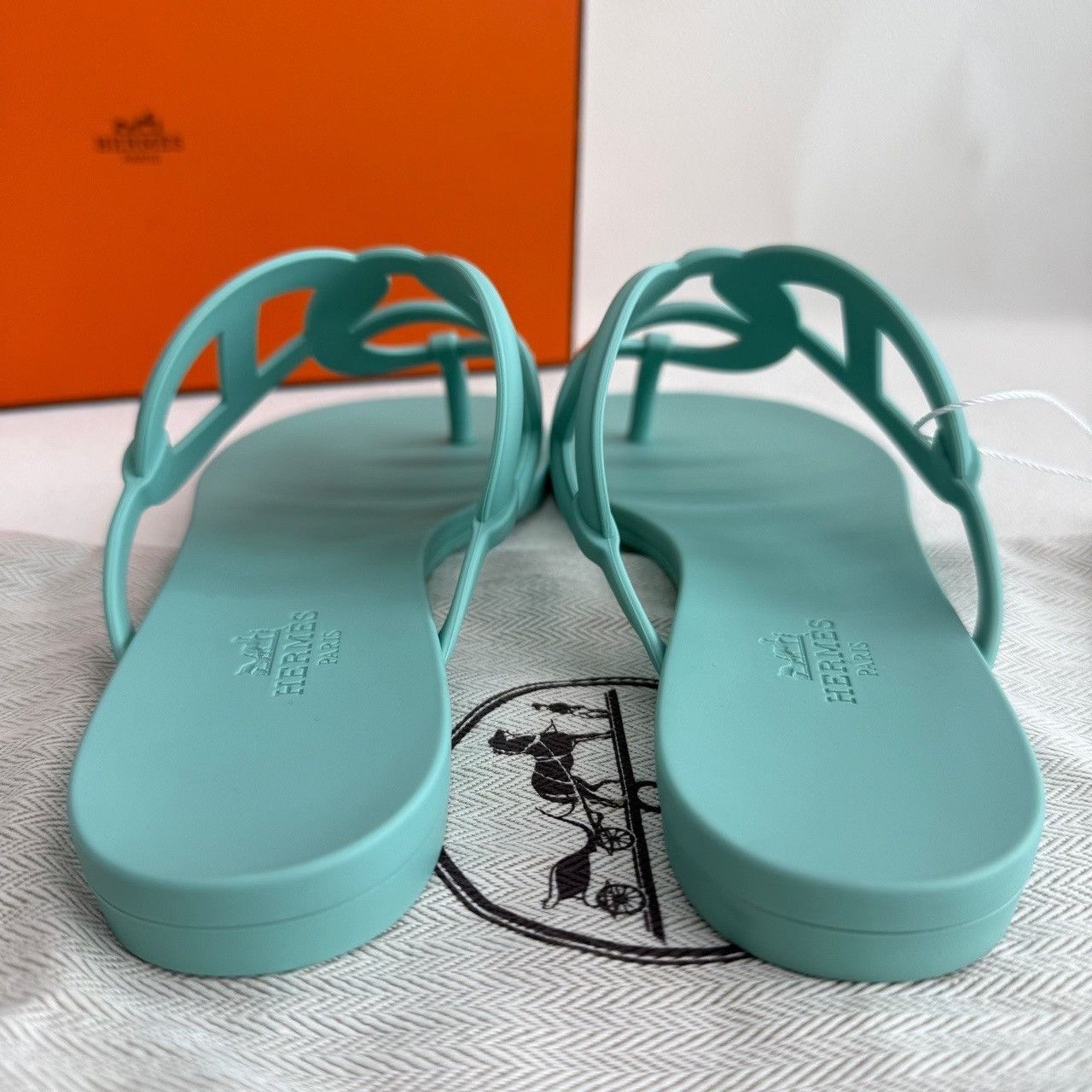 Hermes Hermes Green Sandals us_6 Women Size US 6 / IT 36 - 6 Thumbnail