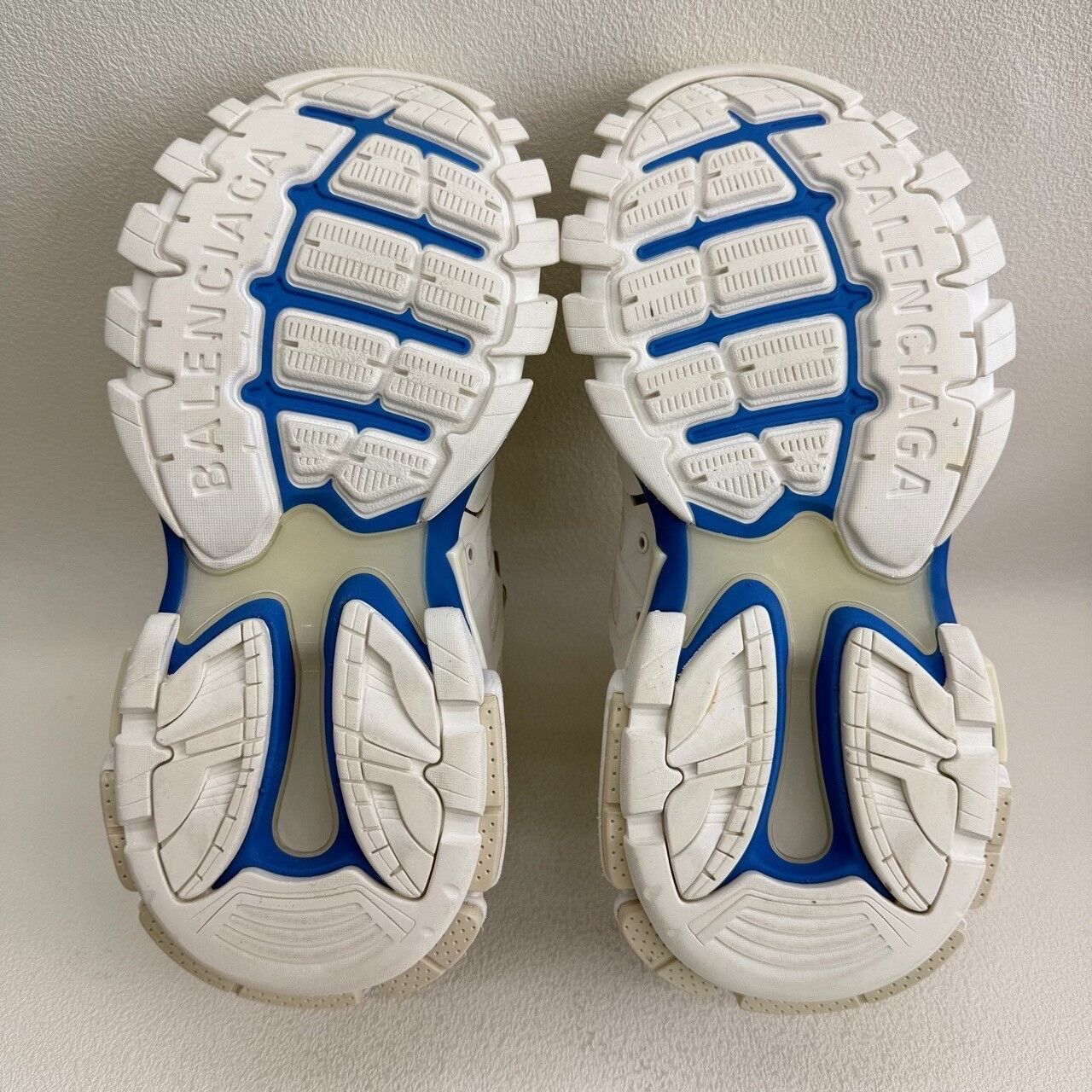Balenciaga Balenciaga Breathable Blue Lowtop Sneakers 6.5 Men Size US 6.5 / EU 39-40 - 7 Thumbnail