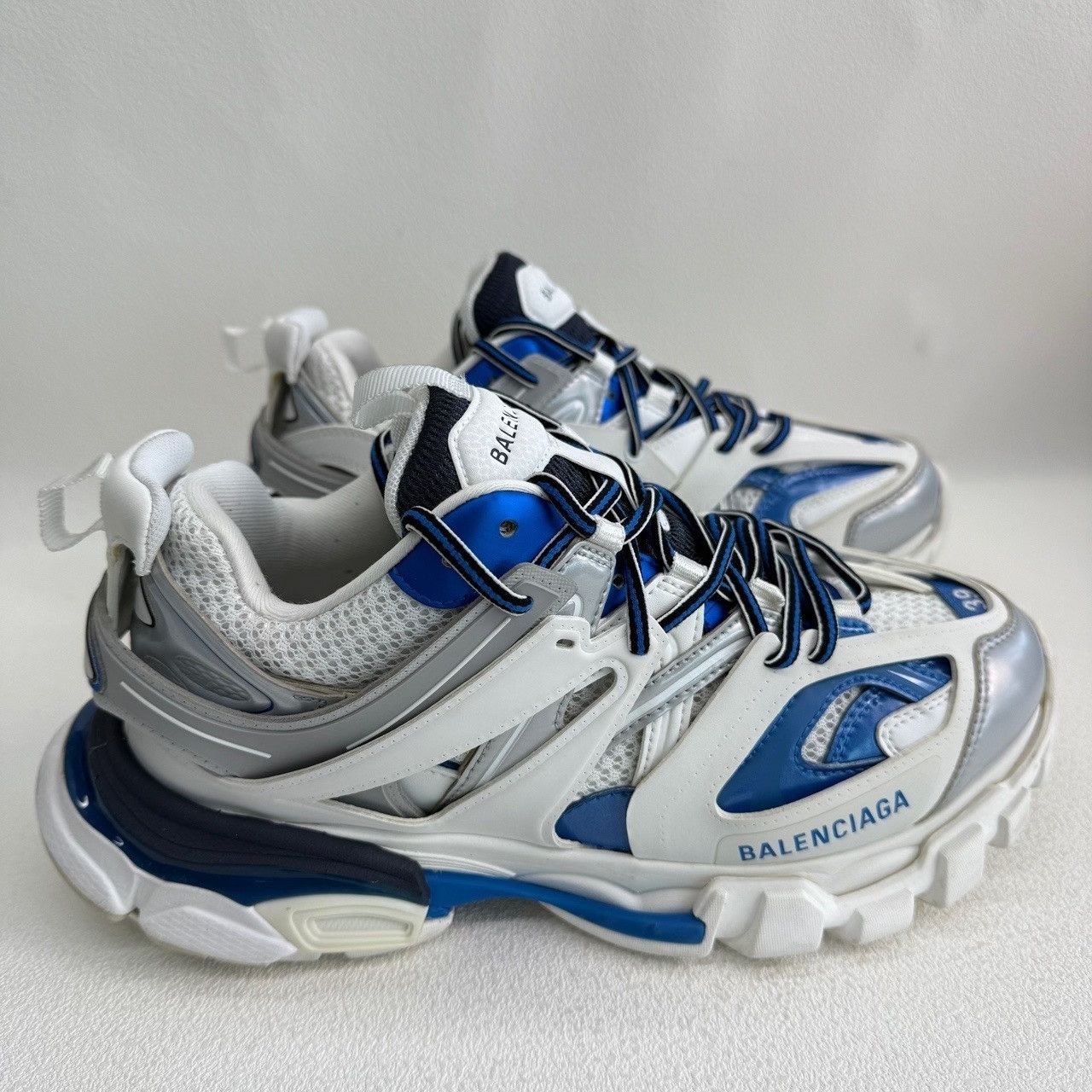Balenciaga Balenciaga Breathable Blue Lowtop Sneakers 6.5 Men Size US 6.5 / EU 39-40 - 4 Thumbnail