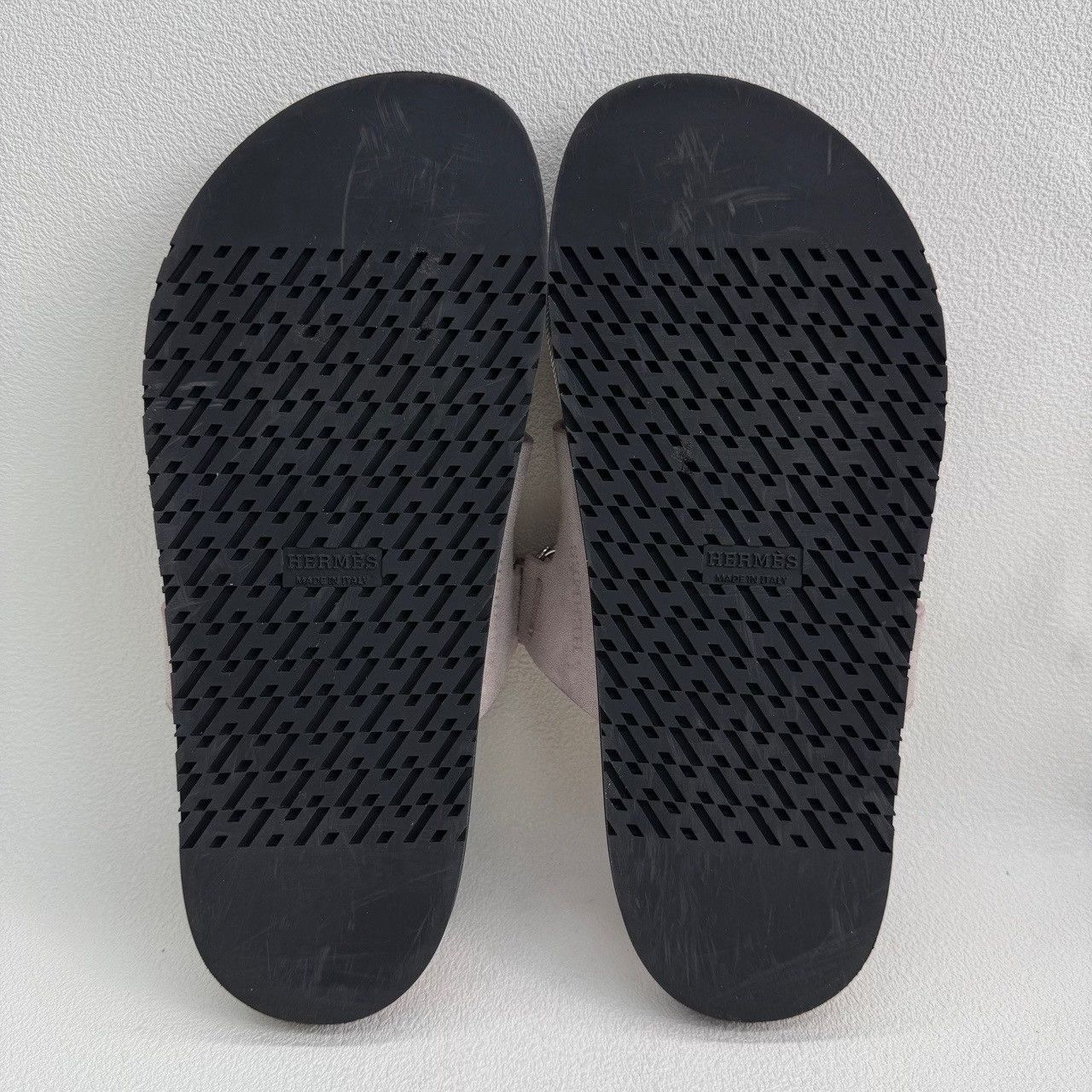 Hermes Hermes Pink Sandals EU39 Women Size US 9 / IT 39 - 8 Thumbnail