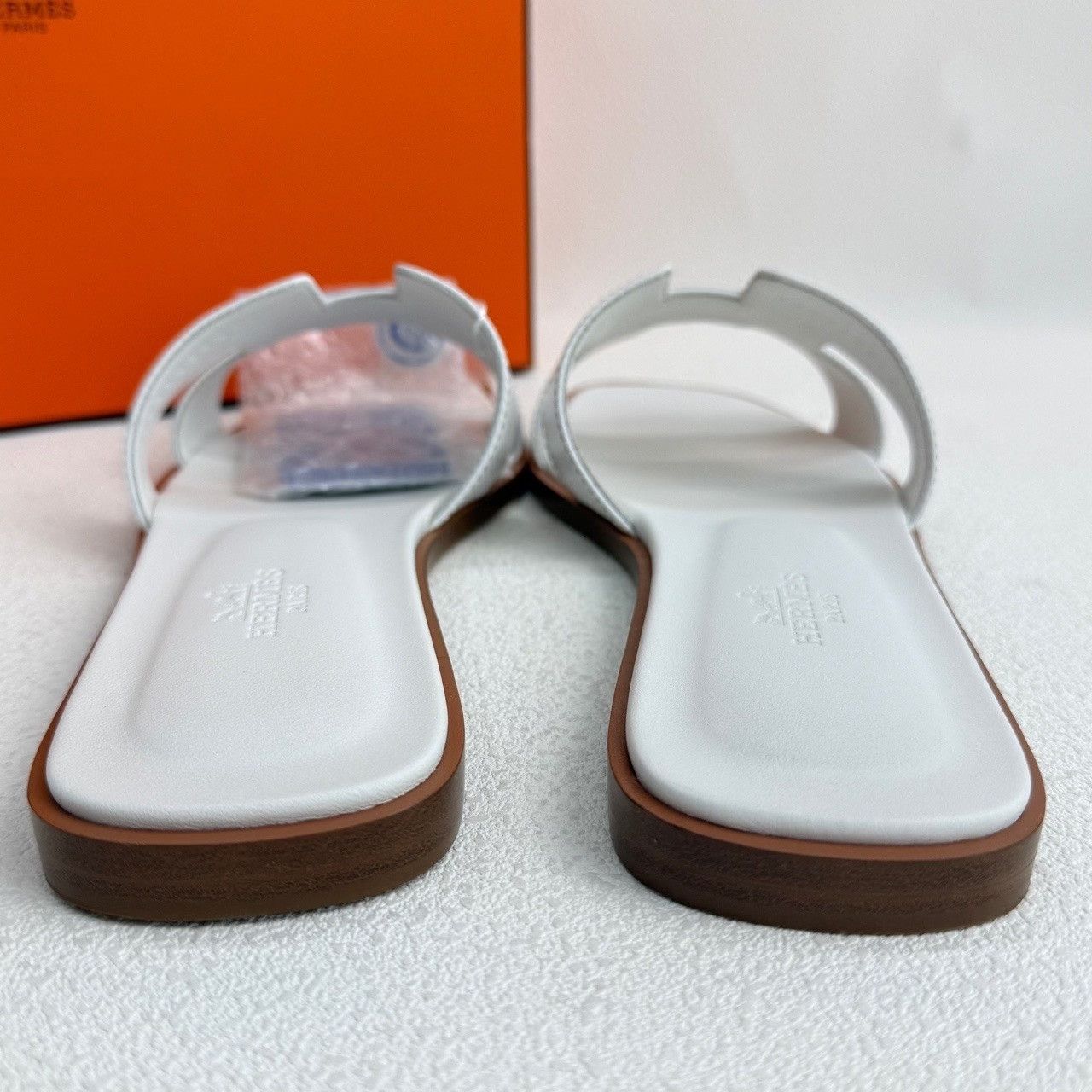 Hermes Hermes White Sandals us_6-5 Women Size US 6.5 / IT 36.5 - 6 Thumbnail