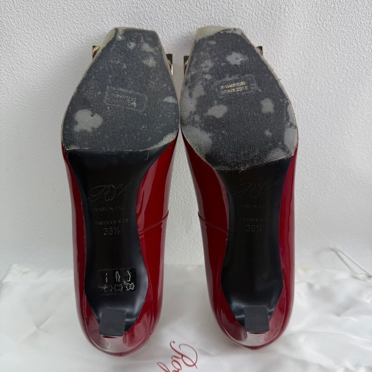 Roger Vivier Roger Vivier Retro Red Lowtop Sneakers us_6 Women Size US 6 / IT 36 - 7 Thumbnail