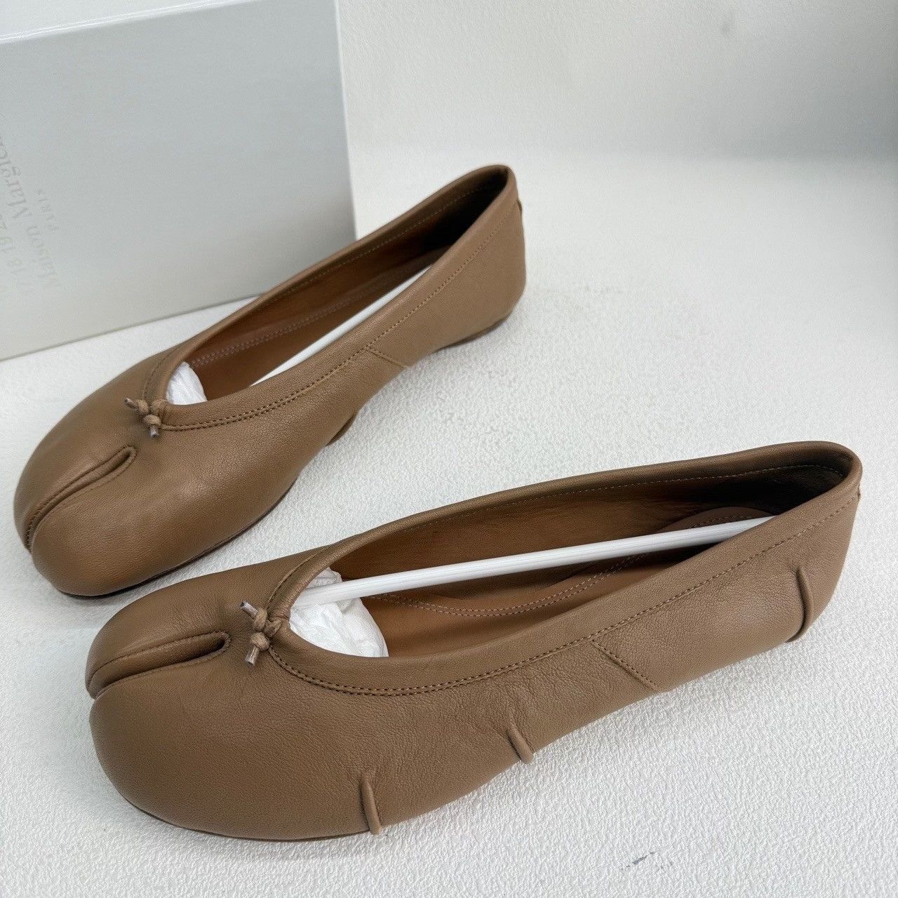 Maison Margiela Maison Margiela Brown Lowtop Sneakers us_6-5 Women Size US 6.5 / IT 36.5 - 2 Thumbnail