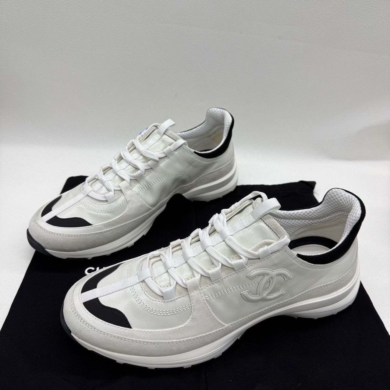 Chanel Chanel Casual White Lowtop Sneakers 11.5 Men Size US 11.5 / EU 44-45 - 2 Thumbnail