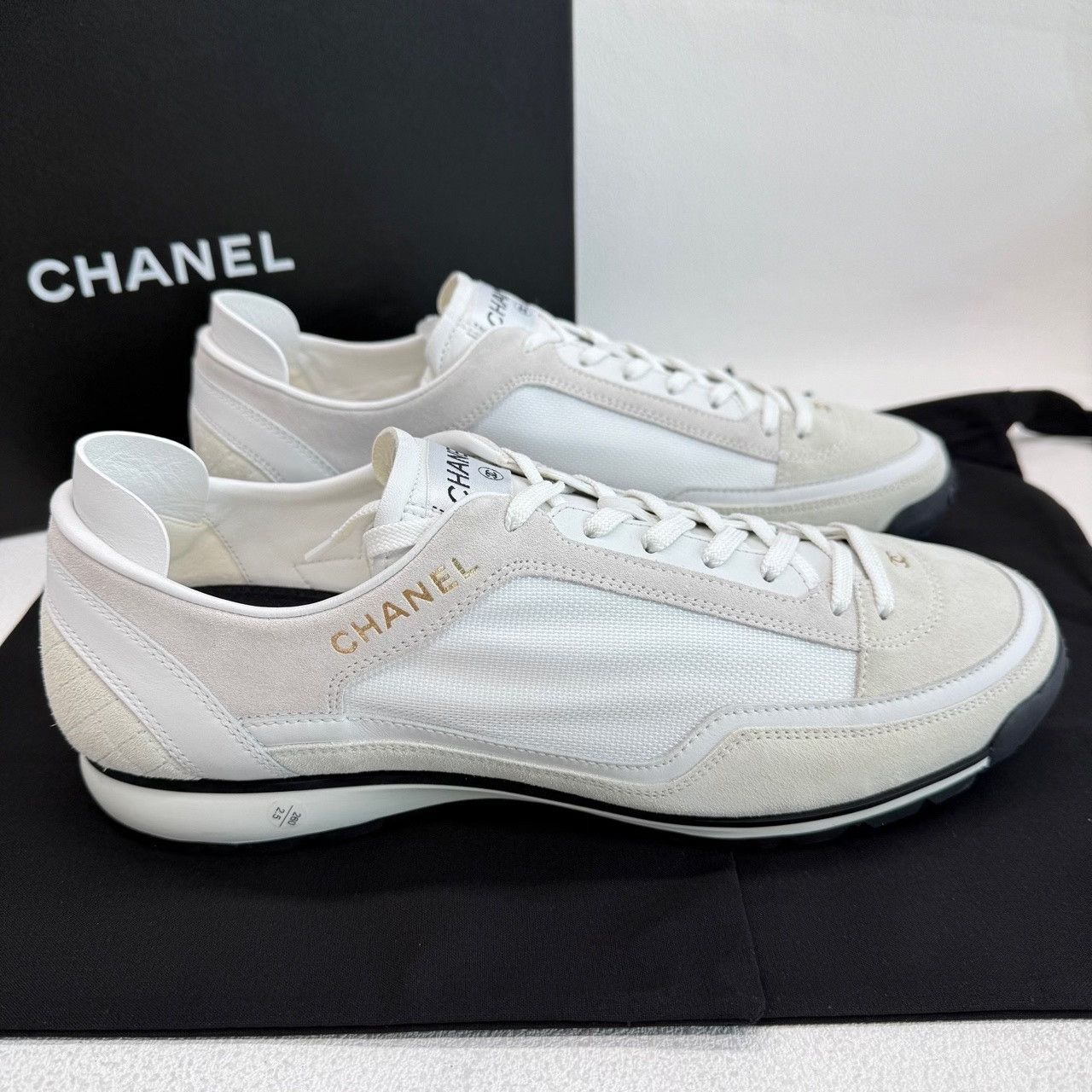 Chanel Chanel Mesh White Lowtop Sneakers 9 Men Size US 9 / EU 42 - 5 Thumbnail