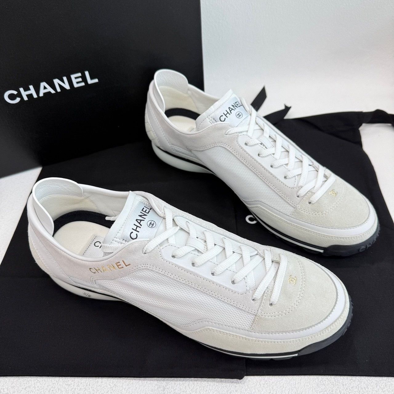 Chanel Chanel Mesh White Lowtop Sneakers 9 Men Size US 9 / EU 42 - 4 Thumbnail