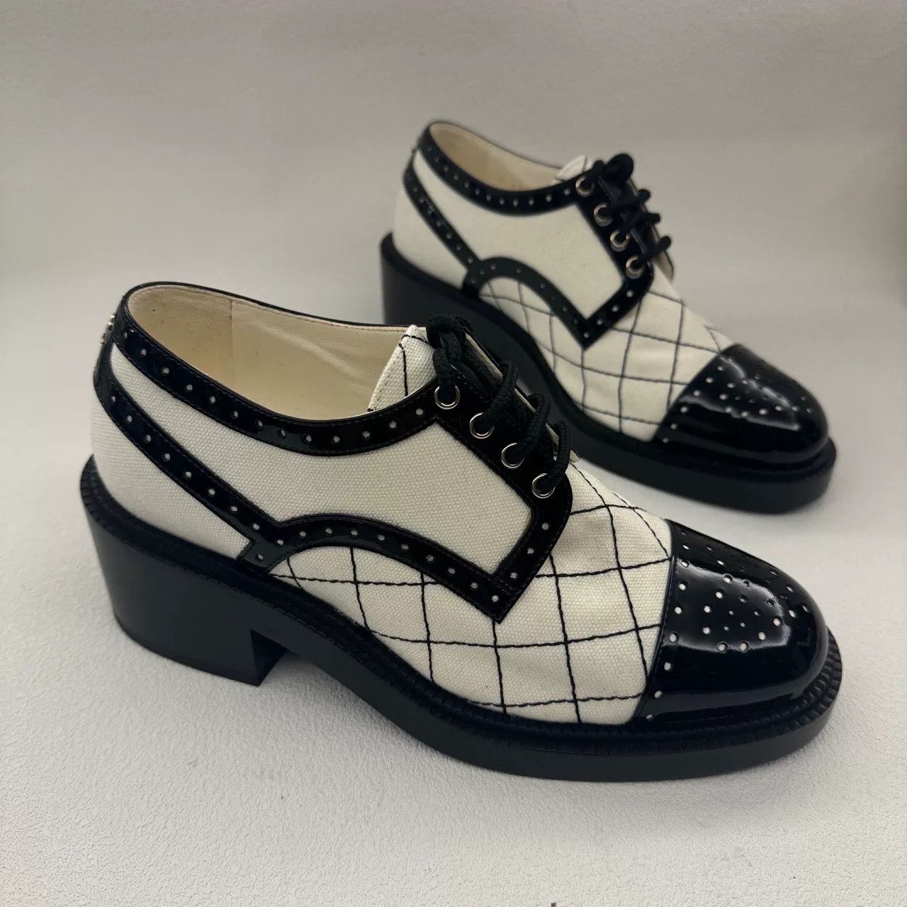 Chanel Chanel Canvas Plaid Black Lowtop Sneakers us_5 Women Size US 5 / IT 35 - 3 Thumbnail